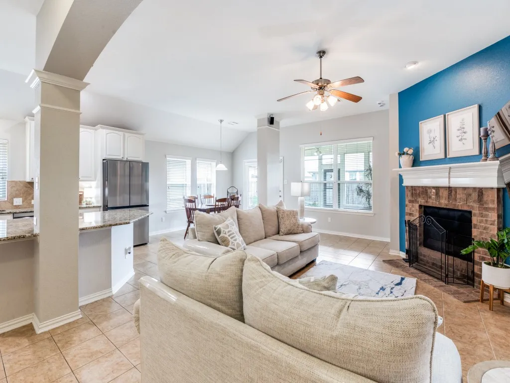 Hosting gatherings becomes even more enjoyable when numerous rooms seamlessly connect.