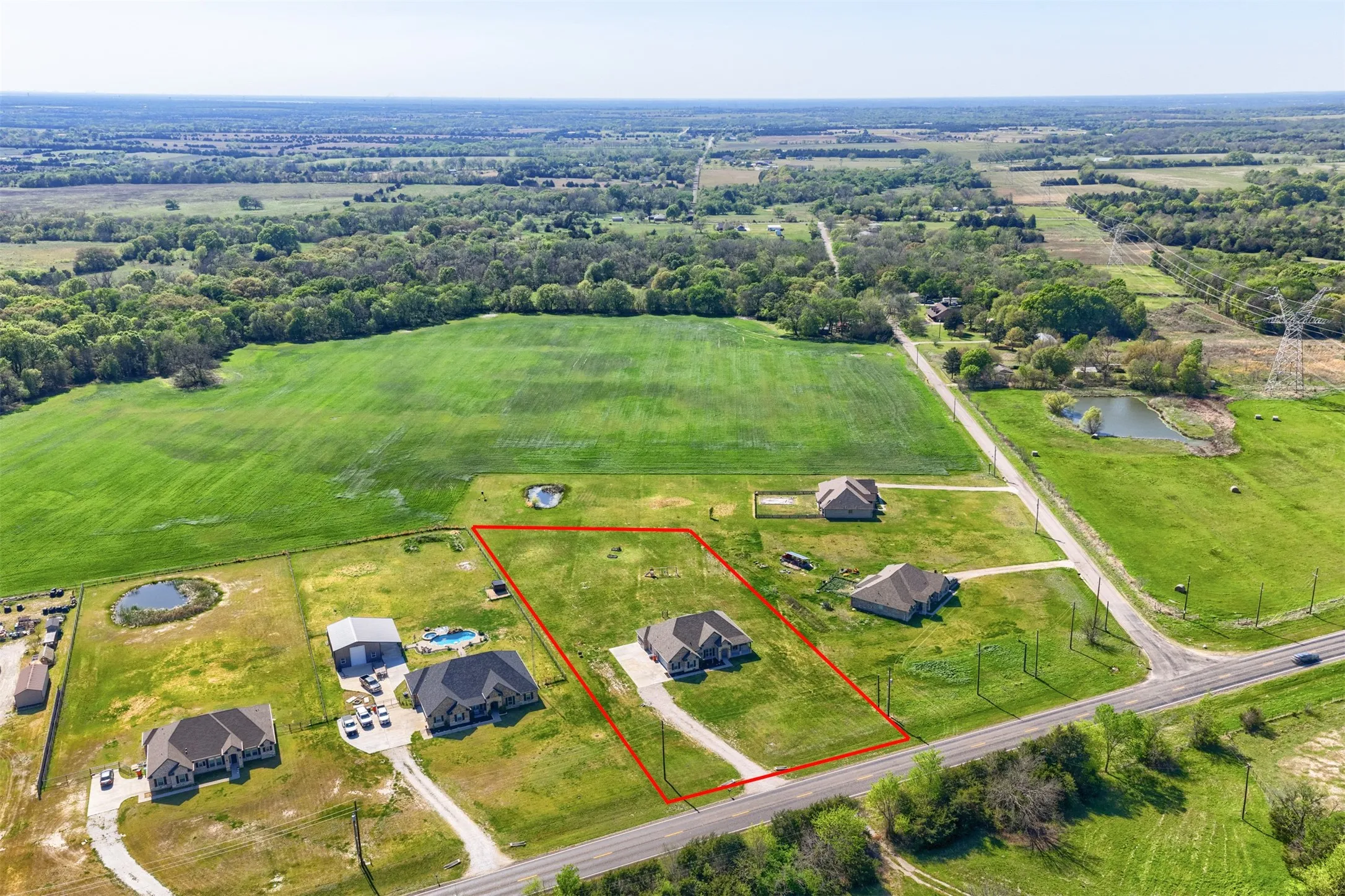 Single Family Residence For Sale in Hunt County , 1538 Fm 36 N, Farmersville, Texas 75442, 4 Bedroom, 2 Bathroom, 2 Garage spaces, 2,363 Sqft, built in 2021, mls#21227384, Real Estate Agent in Farmersville, Homes For Sale in Hunt county, Homes For Sale in Farmersville, Realtor in Farmersville Texas, Real Estate Brokerage Independent Realty Texas, Luminita Cordes Realtor