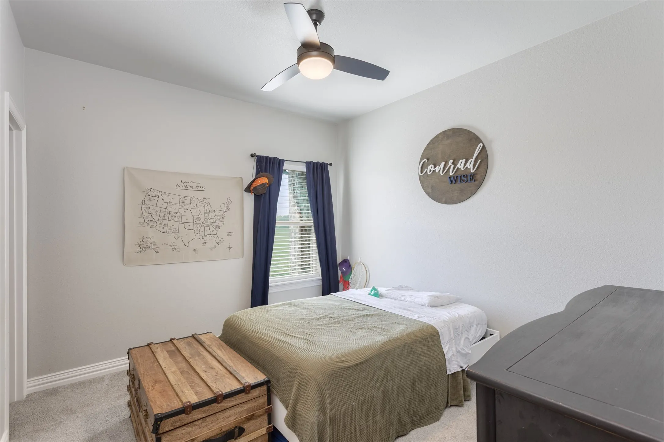 Large secondary bedrooms.