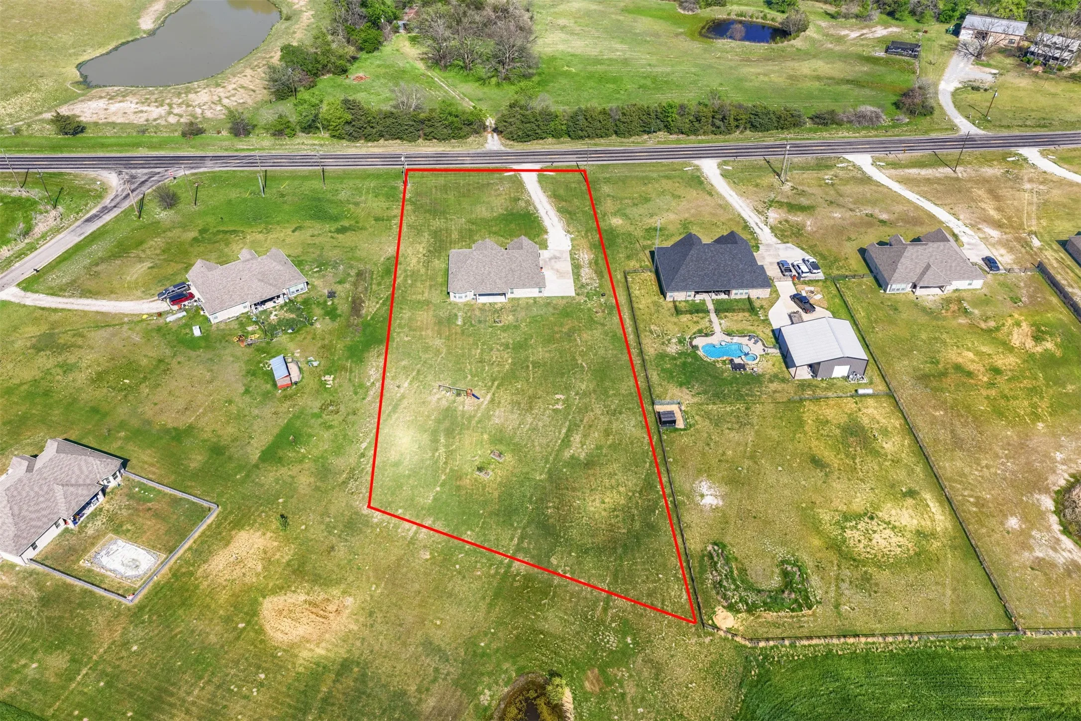 Single Family Residence For Sale in Hunt County , 1538 Fm 36 N, Farmersville, Texas 75442, 4 Bedroom, 2 Bathroom, 2 Garage spaces, 2,363 Sqft, built in 2021, mls#21227384, Real Estate Agent in Farmersville, Homes For Sale in Hunt county, Homes For Sale in Farmersville, Realtor in Farmersville Texas, Real Estate Brokerage Independent Realty Texas, Luminita Cordes Realtor