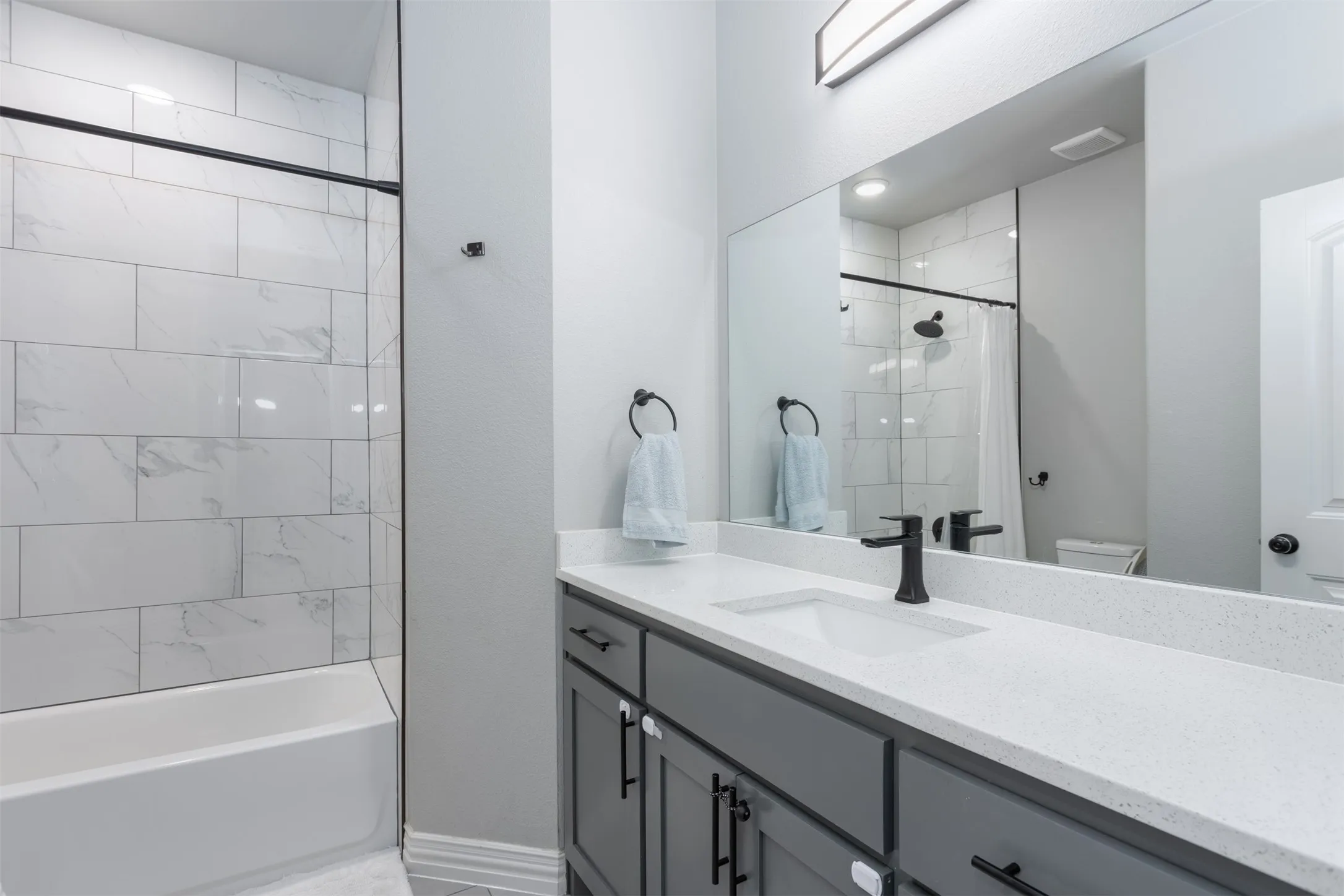 Single Family Residence For Sale in Hunt County , 1538 Fm 36 N, Farmersville, Texas 75442, 4 Bedroom, 2 Bathroom, 2 Garage spaces, 2,363 Sqft, built in 2021, mls#21227384, Real Estate Agent in Farmersville, Homes For Sale in Hunt county, Homes For Sale in Farmersville, Realtor in Farmersville Texas, Real Estate Brokerage Independent Realty Texas, Luminita Cordes Realtor