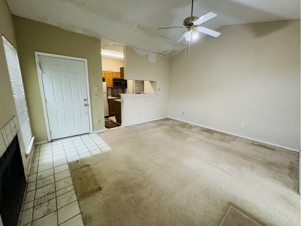 Condominium For Sale in Dallas County , 4113 Esters Road 603, Irving, Texas 75038, 1 Bedroom, 1 Bathroom, Garage spaces, 493 Sqft, built in 1984, Preowned, mls#21227431, Real Estate Agent in Irving, Homes For Sale in Dallas county, Homes For Sale in Irving, Realtor in Irving Texas, Real Estate Brokerage Independent Realty Texas, Luminita Cordes Realtor