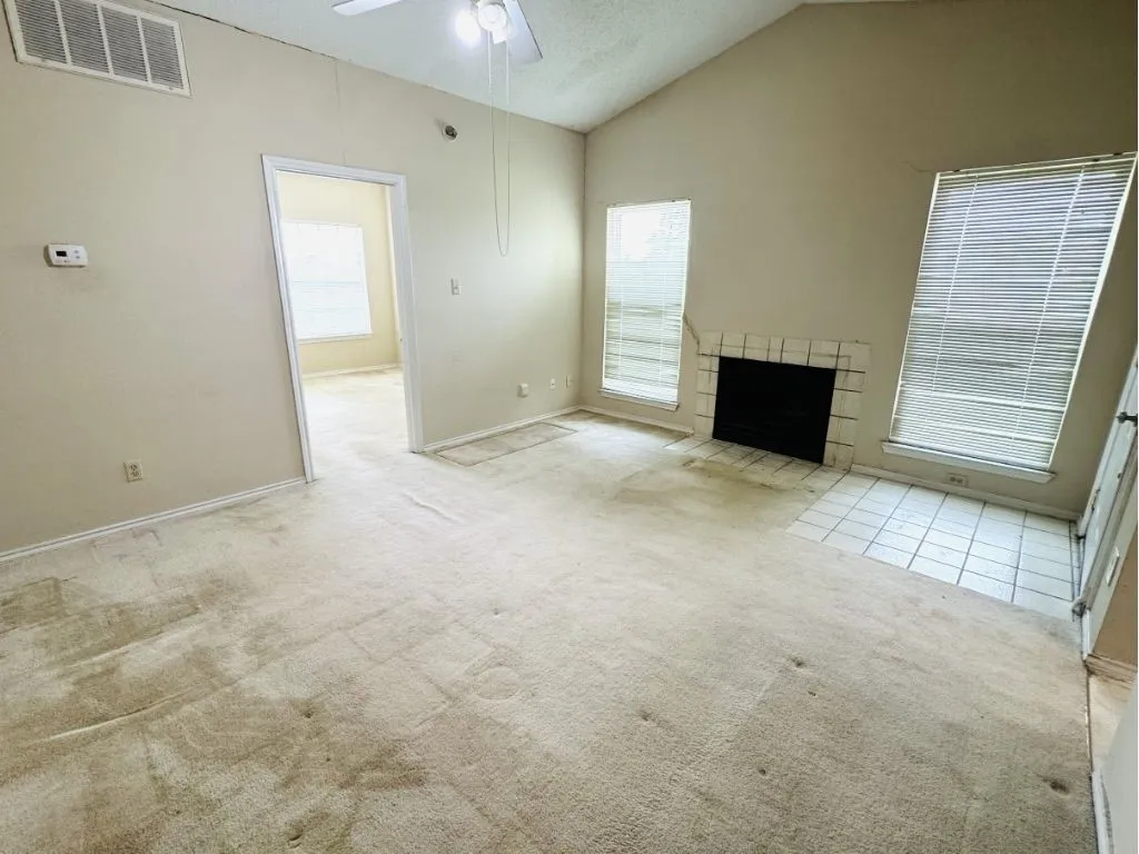 Condominium For Sale in Dallas County , 4113 Esters Road 603, Irving, Texas 75038, 1 Bedroom, 1 Bathroom, Garage spaces, 493 Sqft, built in 1984, Preowned, mls#21227431, Real Estate Agent in Irving, Homes For Sale in Dallas county, Homes For Sale in Irving, Realtor in Irving Texas, Real Estate Brokerage Independent Realty Texas, Luminita Cordes Realtor