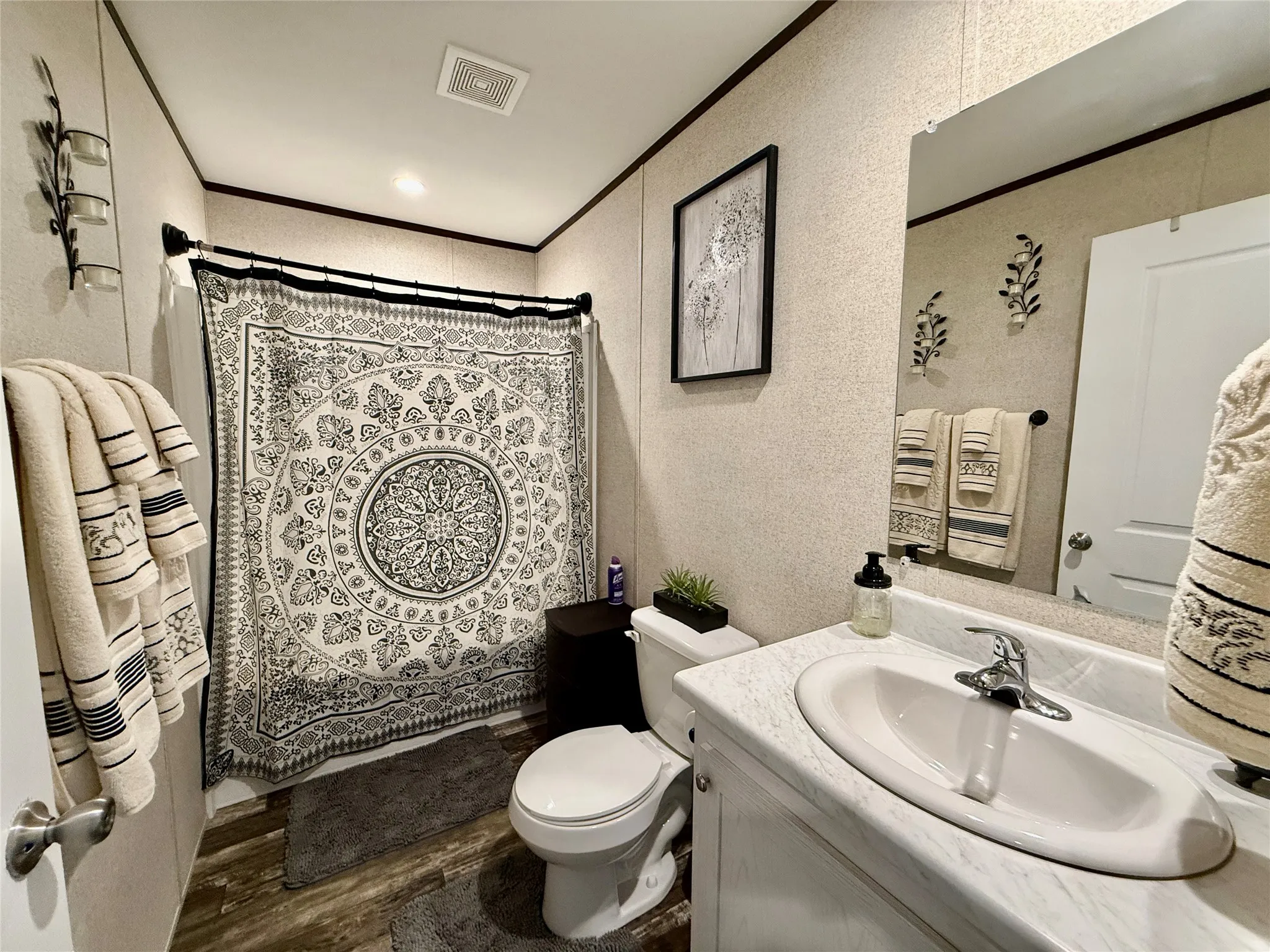 Mobile Home For Sale in Wise County , 525 Private Road 4906, Haslet, Texas 76052, 4 Bedroom, 2 Bathroom, Garage spaces, 1,792 Sqft, built in 2024, Preowned, mls#21227861, Real Estate Agent in Haslet, Homes For Sale in Wise county, Homes For Sale in Haslet, Realtor in Haslet Texas, Real Estate Brokerage Independent Realty Texas, Luminita Cordes Realtor