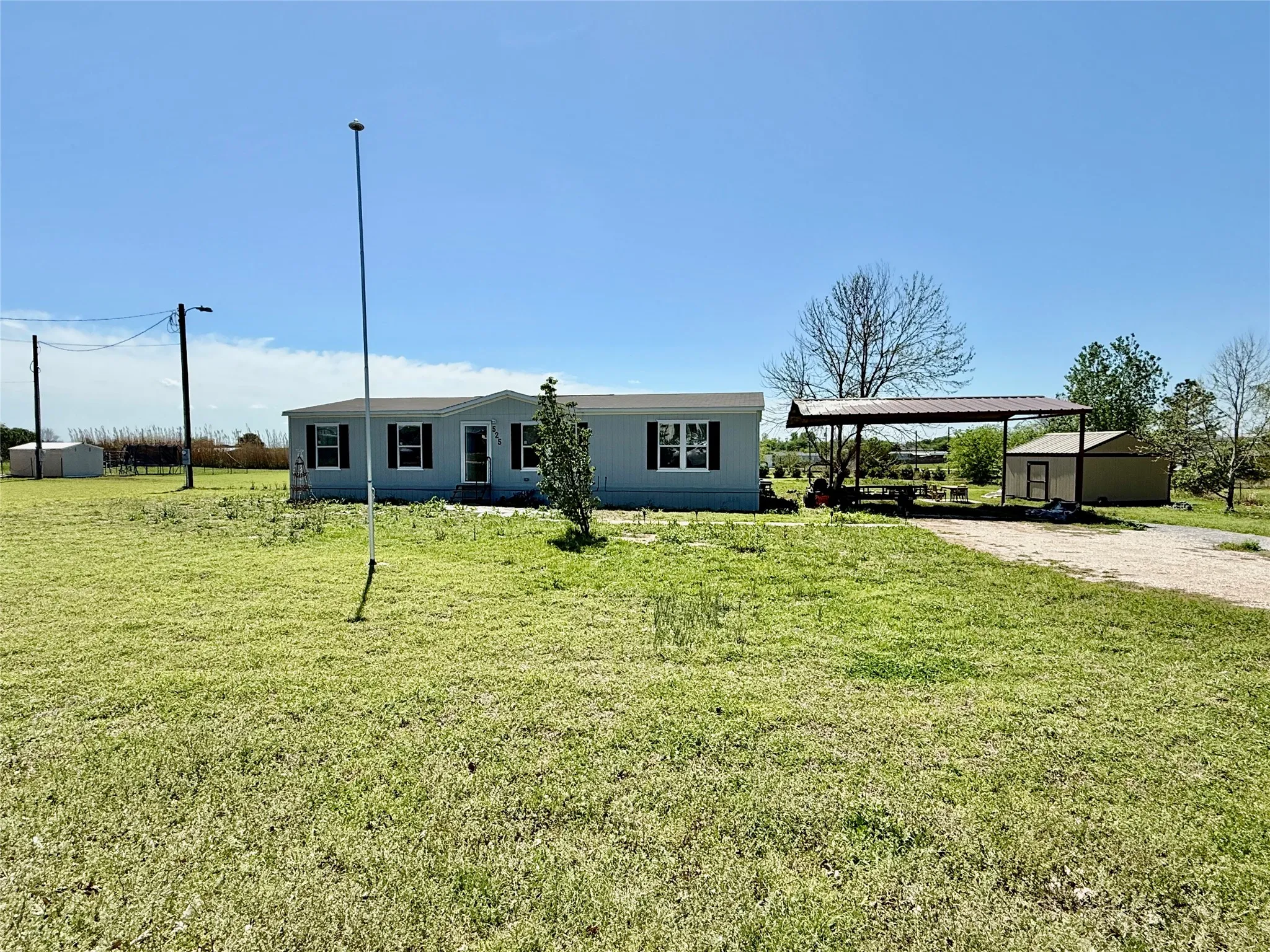 Mobile Home For Sale in Wise County , 525 Private Road 4906, Haslet, Texas 76052, 4 Bedroom, 2 Bathroom, Garage spaces, 1,792 Sqft, built in 2024, Preowned, mls#21227861, Real Estate Agent in Haslet, Homes For Sale in Wise county, Homes For Sale in Haslet, Realtor in Haslet Texas, Real Estate Brokerage Independent Realty Texas, Luminita Cordes Realtor