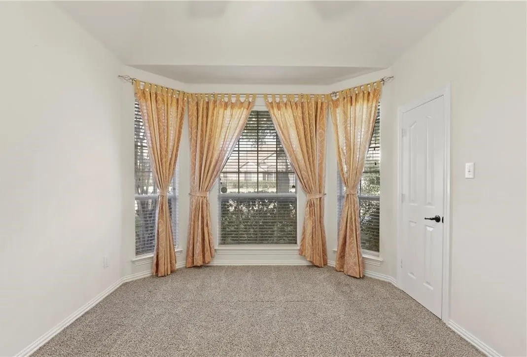 Single Family Residence For Rent in Denton County , 1313 Bradbury Drive, Carrollton, Texas 75007, 4 Bedroom, 3 Bathroom, 2 Garage spaces, 3,177 Sqft, built in 1999, Preowned, mls#21226188, Real Estate Agent in Carrollton, Homes For Rent in Denton county, Homes For Rent in Carrollton, Realtor in Carrollton Texas, Real Estate Brokerage Independent Realty Texas, Luminita Cordes Realtor