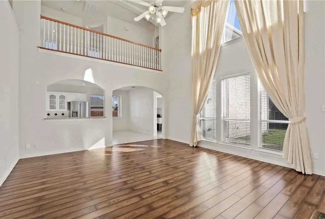 Single Family Residence For Rent in Denton County , 1313 Bradbury Drive, Carrollton, Texas 75007, 4 Bedroom, 3 Bathroom, 2 Garage spaces, 3,177 Sqft, built in 1999, Preowned, mls#21226188, Real Estate Agent in Carrollton, Homes For Rent in Denton county, Homes For Rent in Carrollton, Realtor in Carrollton Texas, Real Estate Brokerage Independent Realty Texas, Luminita Cordes Realtor