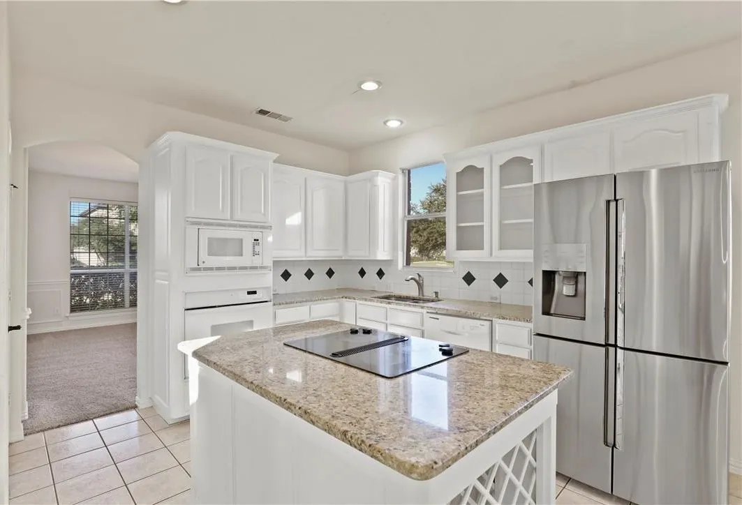 Single Family Residence For Rent in Denton County , 1313 Bradbury Drive, Carrollton, Texas 75007, 4 Bedroom, 3 Bathroom, 2 Garage spaces, 3,177 Sqft, built in 1999, Preowned, mls#21226188, Real Estate Agent in Carrollton, Homes For Rent in Denton county, Homes For Rent in Carrollton, Realtor in Carrollton Texas, Real Estate Brokerage Independent Realty Texas, Luminita Cordes Realtor