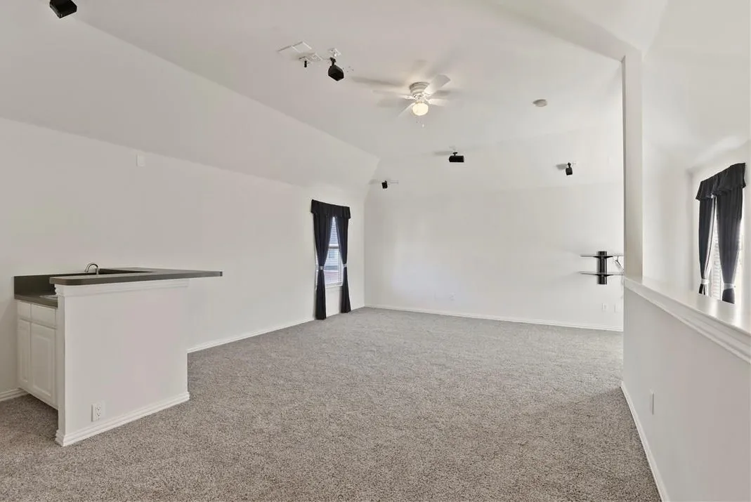 Single Family Residence For Rent in Denton County , 1313 Bradbury Drive, Carrollton, Texas 75007, 4 Bedroom, 3 Bathroom, 2 Garage spaces, 3,177 Sqft, built in 1999, Preowned, mls#21226188, Real Estate Agent in Carrollton, Homes For Rent in Denton county, Homes For Rent in Carrollton, Realtor in Carrollton Texas, Real Estate Brokerage Independent Realty Texas, Luminita Cordes Realtor