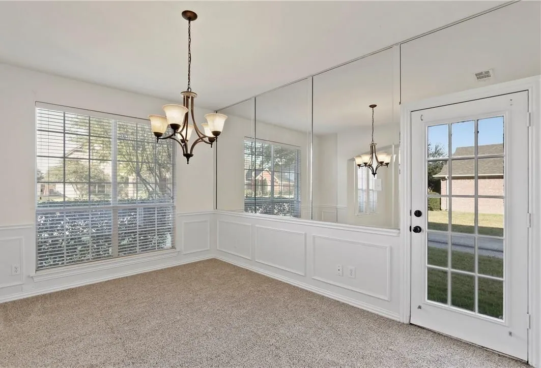 Single Family Residence For Rent in Denton County , 1313 Bradbury Drive, Carrollton, Texas 75007, 4 Bedroom, 3 Bathroom, 2 Garage spaces, 3,177 Sqft, built in 1999, Preowned, mls#21226188, Real Estate Agent in Carrollton, Homes For Rent in Denton county, Homes For Rent in Carrollton, Realtor in Carrollton Texas, Real Estate Brokerage Independent Realty Texas, Luminita Cordes Realtor