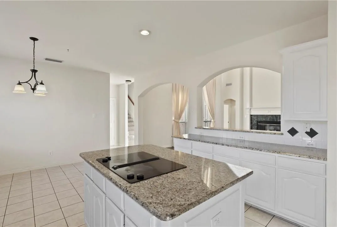 Single Family Residence For Rent in Denton County , 1313 Bradbury Drive, Carrollton, Texas 75007, 4 Bedroom, 3 Bathroom, 2 Garage spaces, 3,177 Sqft, built in 1999, Preowned, mls#21226188, Real Estate Agent in Carrollton, Homes For Rent in Denton county, Homes For Rent in Carrollton, Realtor in Carrollton Texas, Real Estate Brokerage Independent Realty Texas, Luminita Cordes Realtor