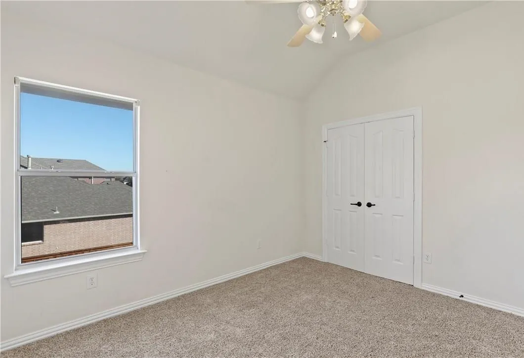 Single Family Residence For Rent in Denton County , 1313 Bradbury Drive, Carrollton, Texas 75007, 4 Bedroom, 3 Bathroom, 2 Garage spaces, 3,177 Sqft, built in 1999, Preowned, mls#21226188, Real Estate Agent in Carrollton, Homes For Rent in Denton county, Homes For Rent in Carrollton, Realtor in Carrollton Texas, Real Estate Brokerage Independent Realty Texas, Luminita Cordes Realtor
