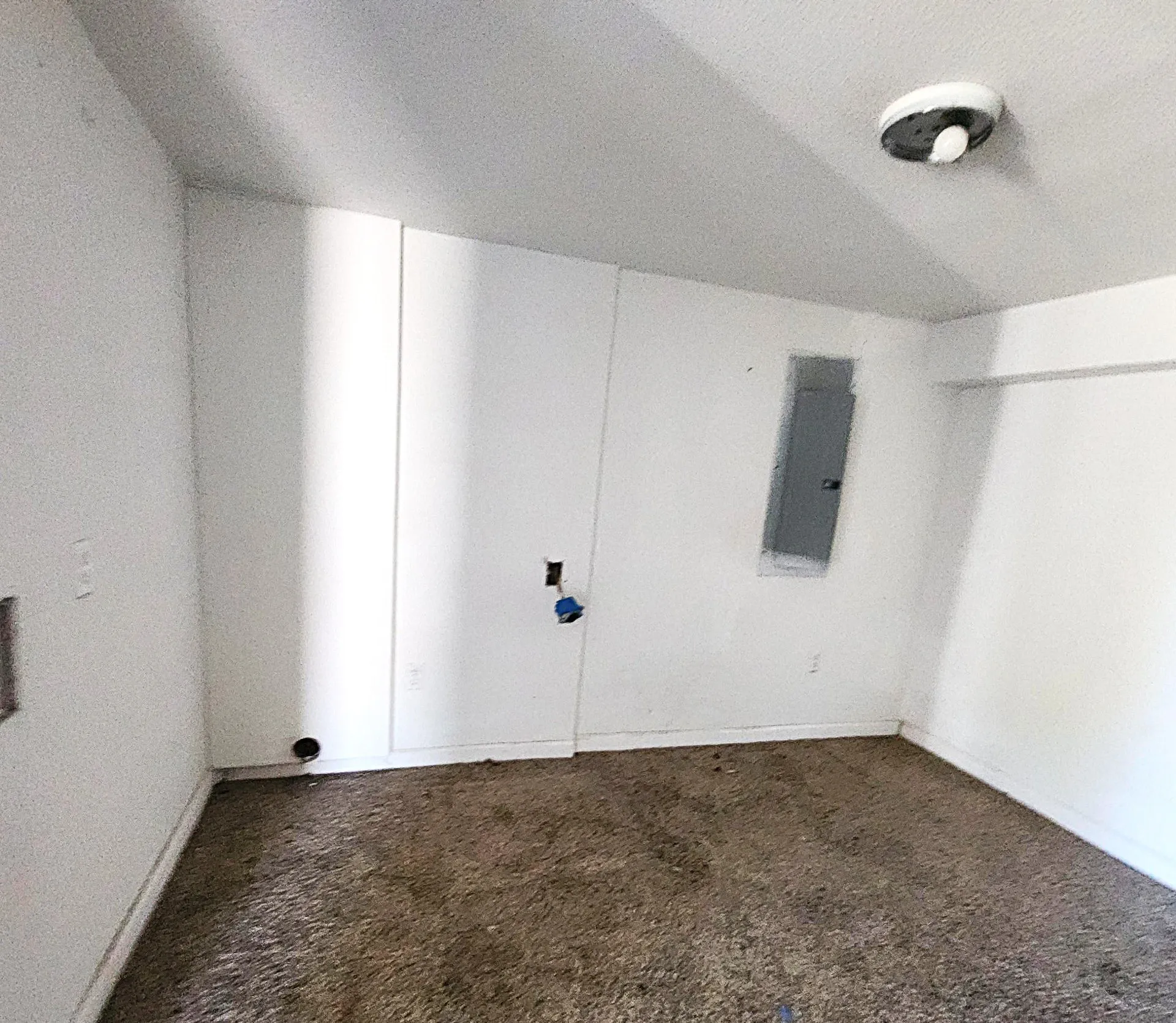 Utility down garage apartment
