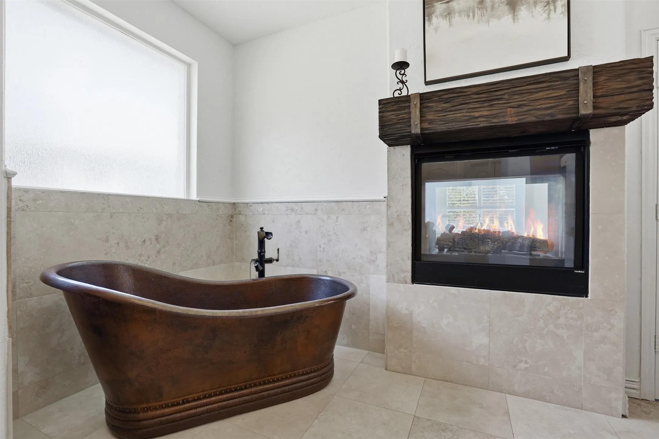 Single Family Residence For Sale in Tarrant County , 9012 Reata West Drive, Benbrook, Texas 76126, 3 Bedroom, 3 Bathroom, 2 Garage spaces, 2,611 Sqft, built in 2007, Preowned, mls#21227862, Real Estate Agent in Benbrook, Homes For Sale in Tarrant county, Homes For Sale in Benbrook, Realtor in Benbrook Texas, Real Estate Brokerage Independent Realty Texas, Luminita Cordes Realtor