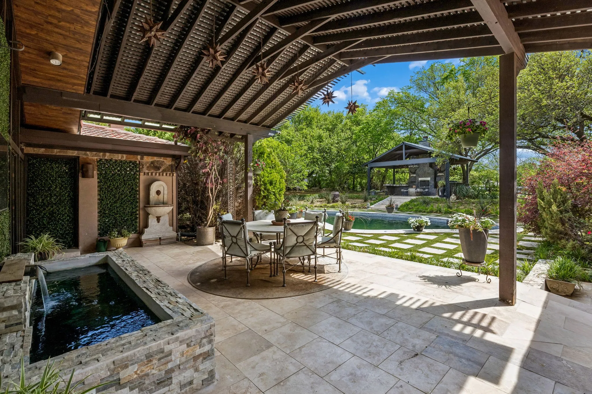 Single Family Residence For Sale in Collin County , 3800 Ranch Estates Drive, Plano, Texas 75074, 3 Bedrooms, 4 Bathrooms, 3 Garage spaces, 5,579 Sqft, built in 2007, Preowned, Price $1,950,000, mls#21226061, Real Estate Agent in Plano, Homes For Sale in Collin county, Homes For Sale in Plano, Realtor in Plano Texas, Real Estate Brokerage Independent Realty Texas, Luminita Cordes Realtor