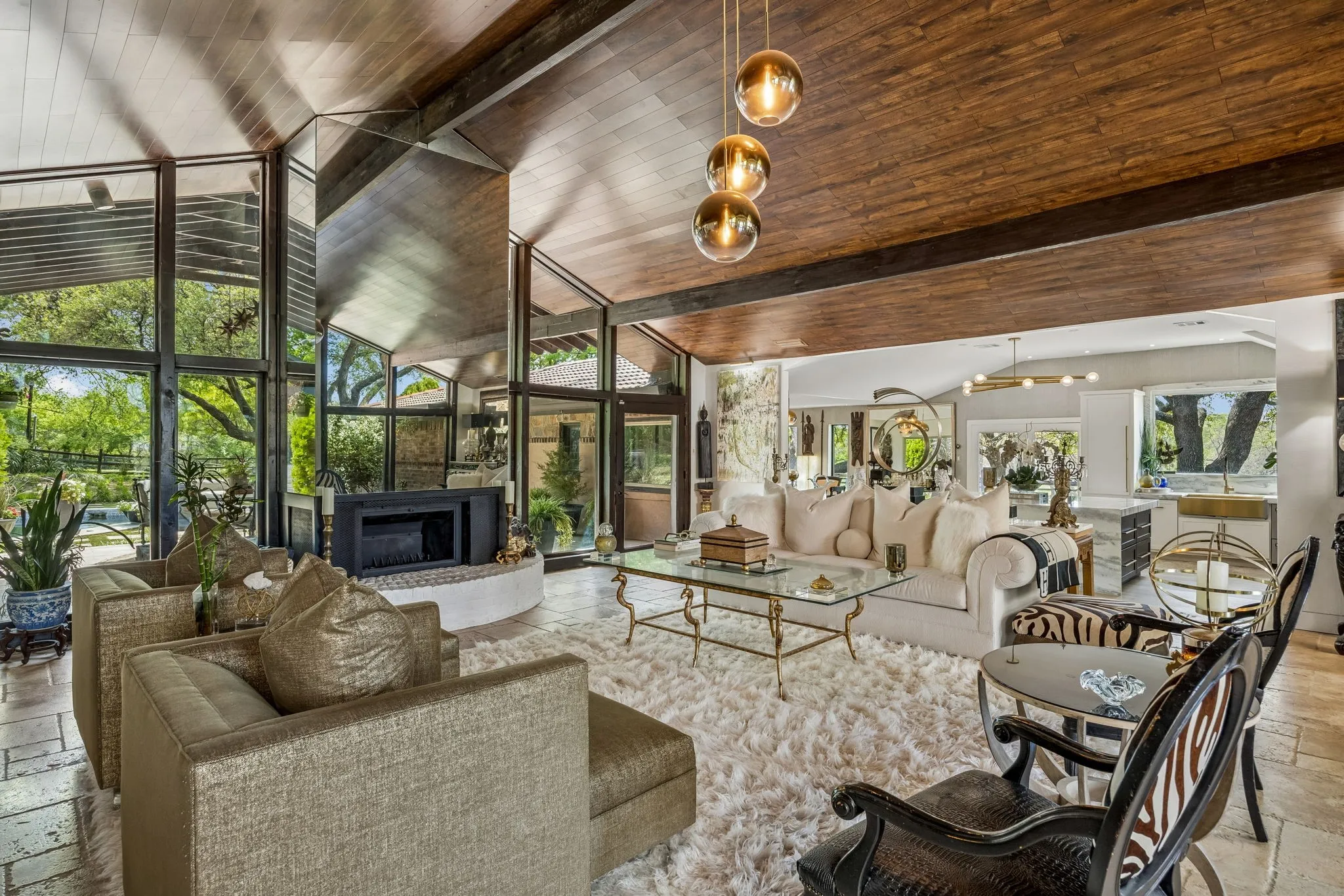 Single Family Residence For Sale in Collin County , 3800 Ranch Estates Drive, Plano, Texas 75074, 3 Bedrooms, 4 Bathrooms, 3 Garage spaces, 5,579 Sqft, built in 2007, Preowned, Price $1,950,000, mls#21226061, Real Estate Agent in Plano, Homes For Sale in Collin county, Homes For Sale in Plano, Realtor in Plano Texas, Real Estate Brokerage Independent Realty Texas, Luminita Cordes Realtor