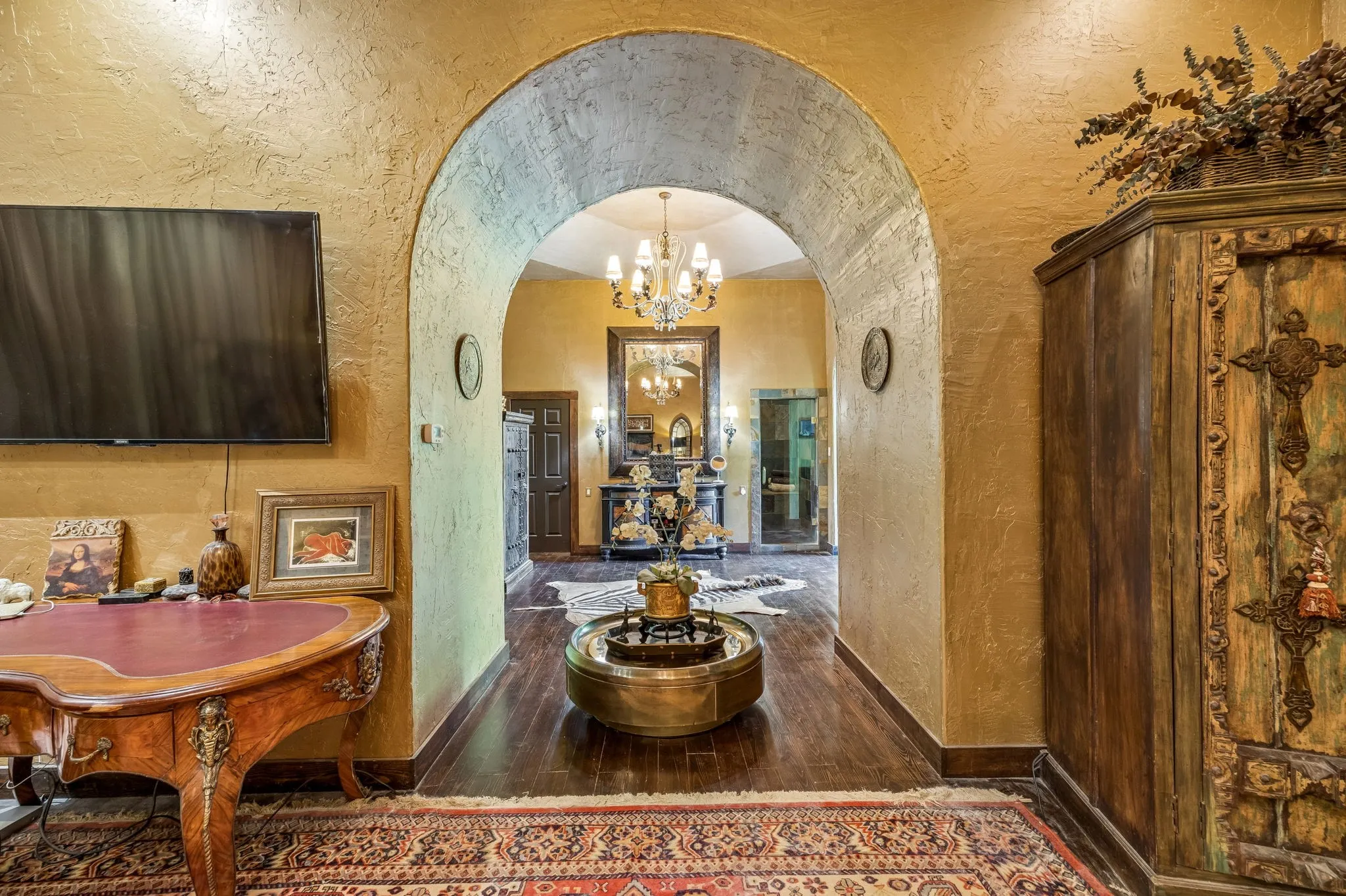 Single Family Residence For Sale in Collin County , 3800 Ranch Estates Drive, Plano, Texas 75074, 3 Bedrooms, 4 Bathrooms, 3 Garage spaces, 5,579 Sqft, built in 2007, Preowned, Price $1,950,000, mls#21226061, Real Estate Agent in Plano, Homes For Sale in Collin county, Homes For Sale in Plano, Realtor in Plano Texas, Real Estate Brokerage Independent Realty Texas, Luminita Cordes Realtor