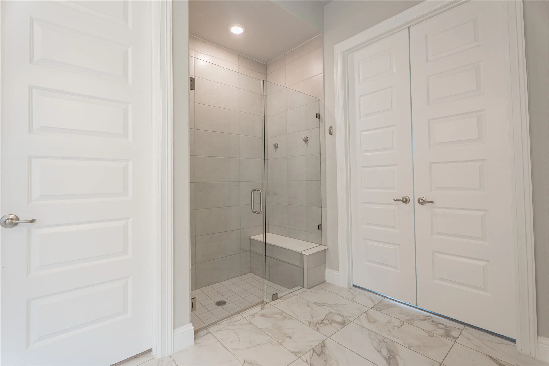 Single Family Residence For Sale in Collin County , 1924 Burton Hollow Way, Mc Kinney, Texas 75071, 4 Bedroom, 3 Bathroom, 3 Garage spaces, 2,759 Sqft, built in 2024, mls#21226356, Real Estate Agent in Mc Kinney, Homes For Sale in Collin county, Homes For Sale in Mc Kinney, Realtor in Mc Kinney Texas, Real Estate Brokerage Independent Realty Texas, Luminita Cordes Realtor