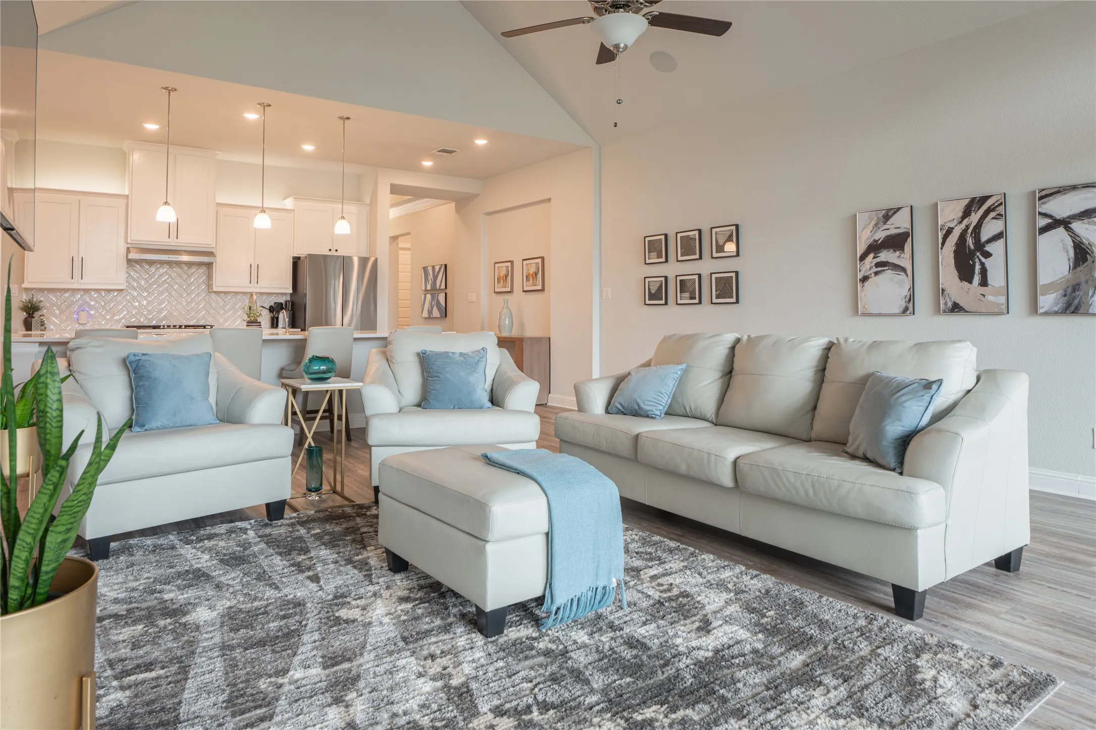 Single Family Residence For Sale in Collin County , 1924 Burton Hollow Way, Mc Kinney, Texas 75071, 4 Bedroom, 3 Bathroom, 3 Garage spaces, 2,759 Sqft, built in 2024, mls#21226356, Real Estate Agent in Mc Kinney, Homes For Sale in Collin county, Homes For Sale in Mc Kinney, Realtor in Mc Kinney Texas, Real Estate Brokerage Independent Realty Texas, Luminita Cordes Realtor