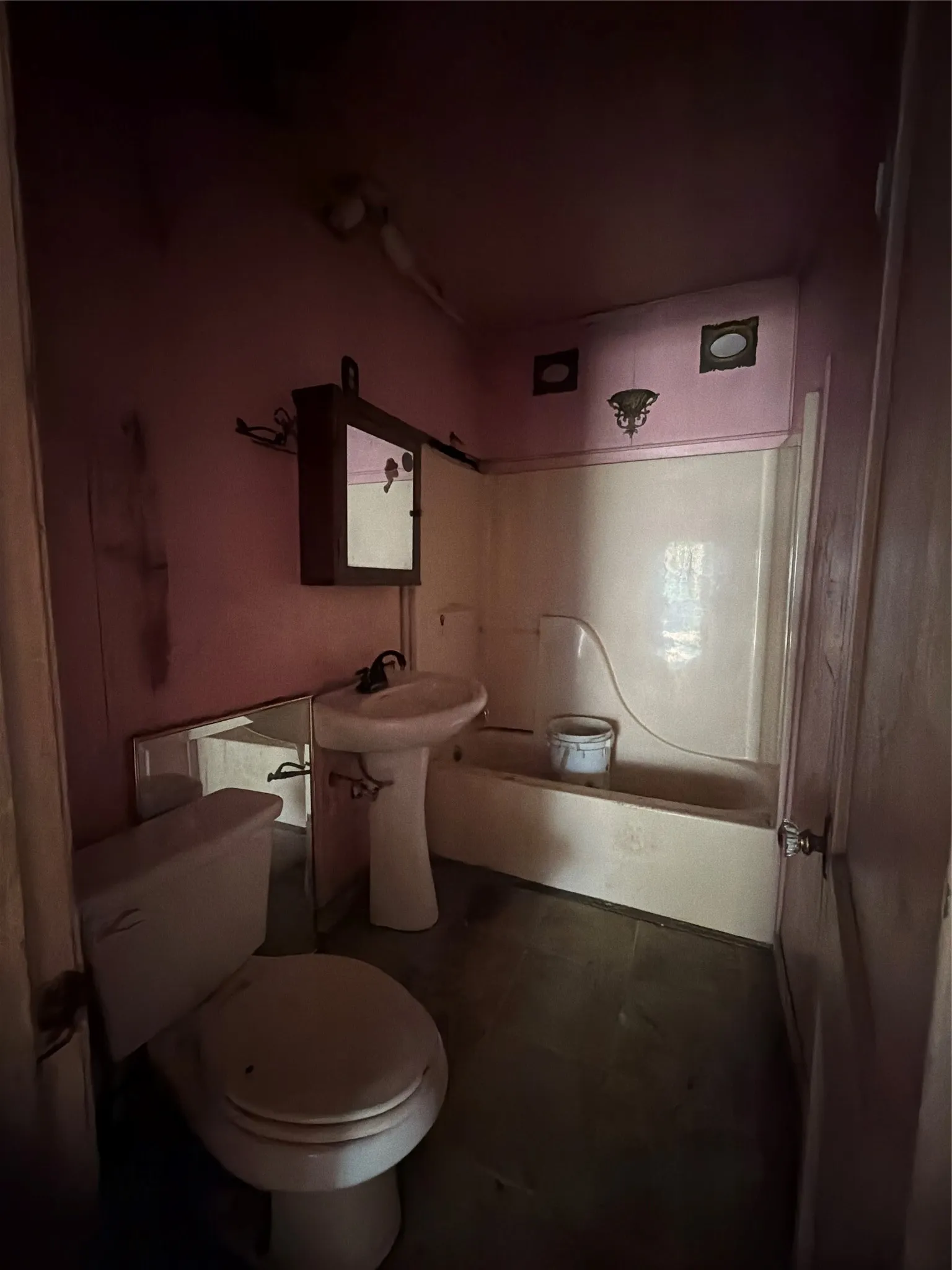 Full bathroom with toilet and bathtub / shower combination