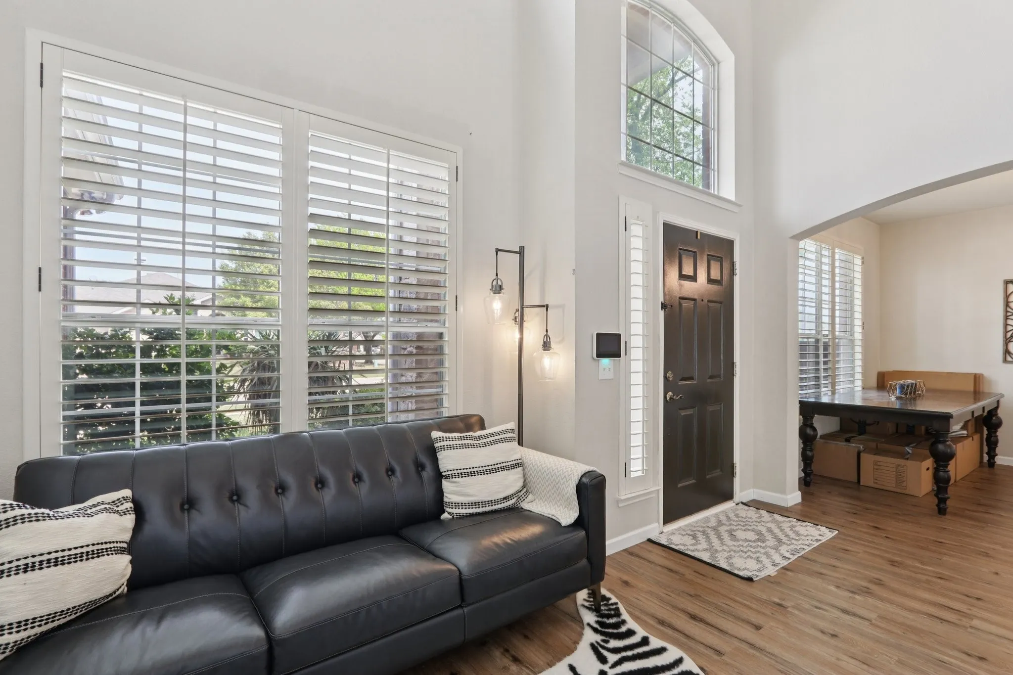 Single Family Residence For Sale in Tarrant County , 5582 Park Haven Place, Fort Worth, Texas 76137, 3 Bedrooms, 3 Bathrooms, 2 Garage spaces, 2,211 Sqft, built in 2002, Price $384,990, mls#21223211, Real Estate Agent in Fort Worth, Homes For Sale in Tarrant county, Homes For Sale in Fort Worth, Realtor in Fort Worth Texas, Real Estate Brokerage Independent Realty Texas, Luminita Cordes Realtor