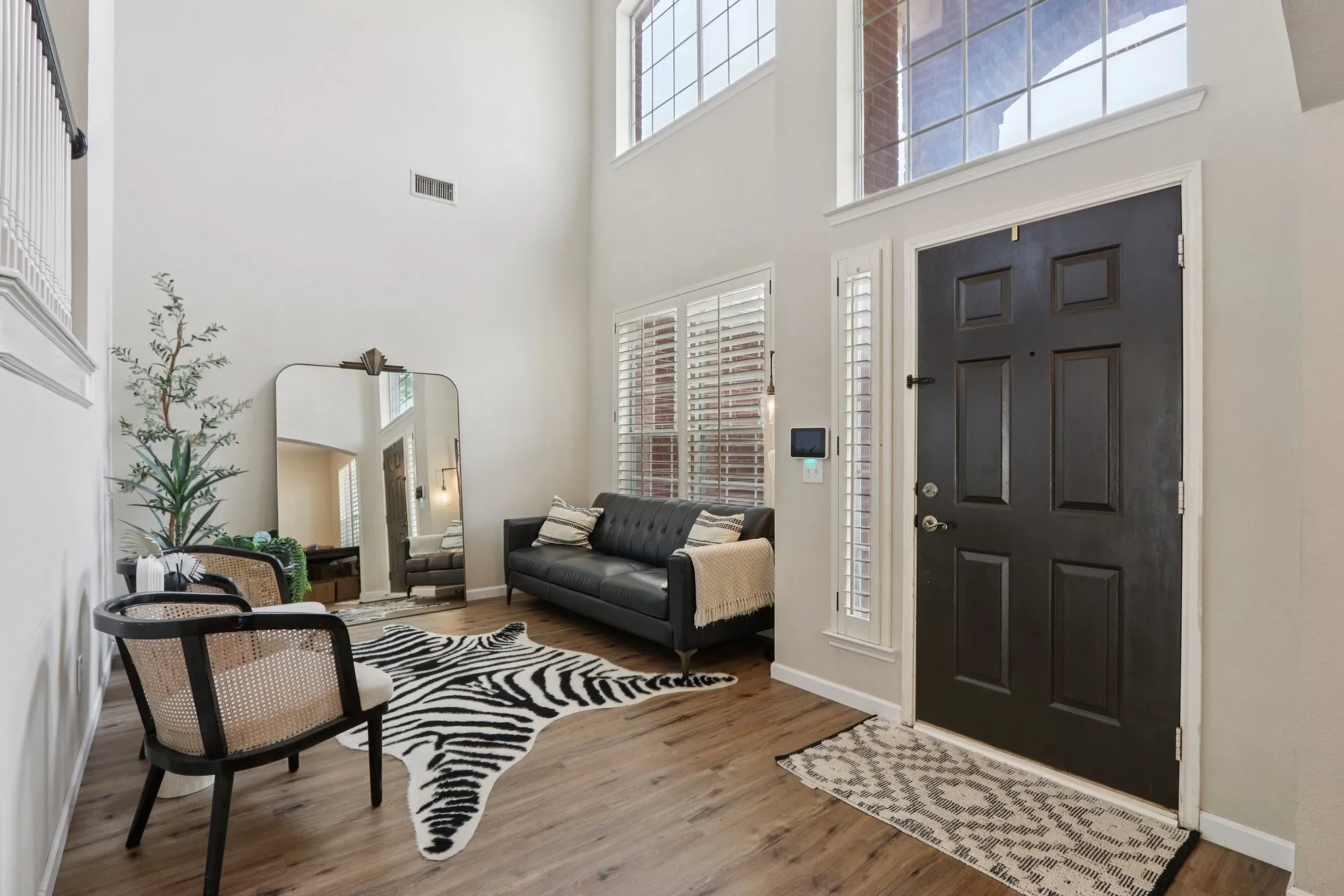 Single Family Residence For Sale in Tarrant County , 5582 Park Haven Place, Fort Worth, Texas 76137, 3 Bedrooms, 3 Bathrooms, 2 Garage spaces, 2,211 Sqft, built in 2002, Price $384,990, mls#21223211, Real Estate Agent in Fort Worth, Homes For Sale in Tarrant county, Homes For Sale in Fort Worth, Realtor in Fort Worth Texas, Real Estate Brokerage Independent Realty Texas, Luminita Cordes Realtor