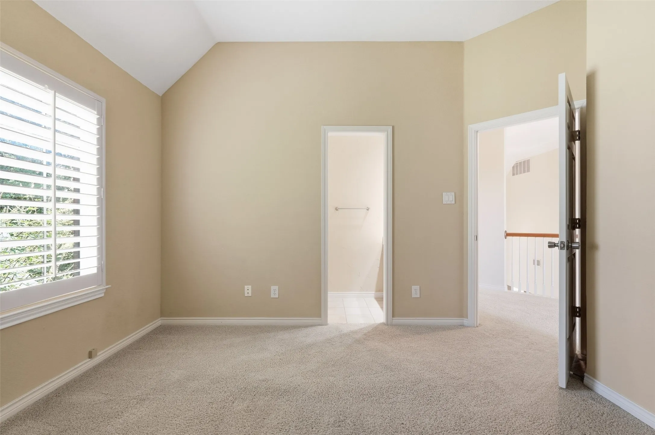 Single Family Residence For Sale in Collin County , 2741 Barrington Drive, Plano, Texas 75093, 4 Bedroom, 4 Bathroom, 2 Garage spaces, 3,005 Sqft, built in 1995, mls#21227986, Real Estate Agent in Plano, Homes For Sale in Collin county, Homes For Sale in Plano, Realtor in Plano Texas, Real Estate Brokerage Independent Realty Texas, Luminita Cordes Realtor