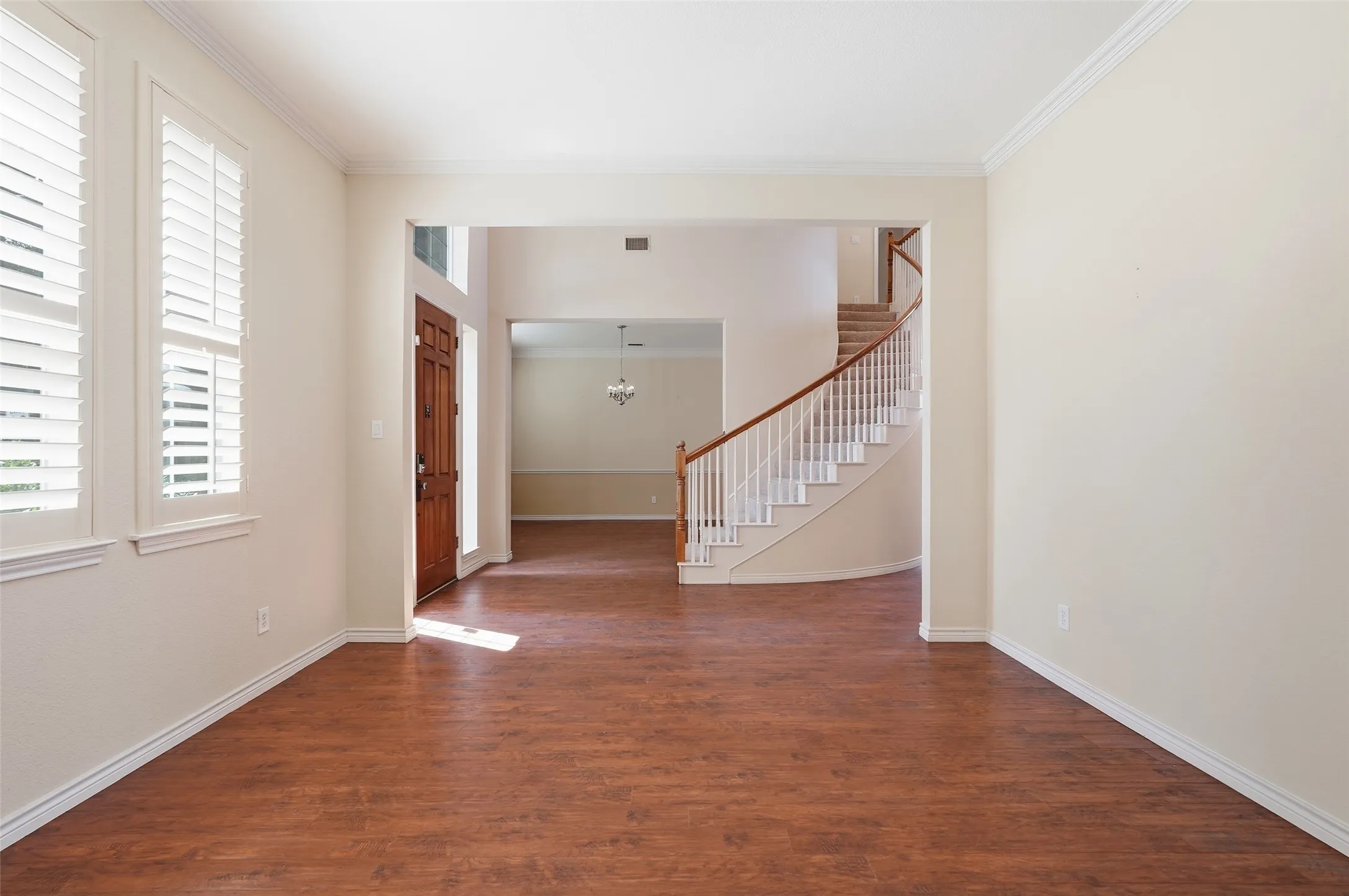 Single Family Residence For Sale in Collin County , 2741 Barrington Drive, Plano, Texas 75093, 4 Bedroom, 4 Bathroom, 2 Garage spaces, 3,005 Sqft, built in 1995, mls#21227986, Real Estate Agent in Plano, Homes For Sale in Collin county, Homes For Sale in Plano, Realtor in Plano Texas, Real Estate Brokerage Independent Realty Texas, Luminita Cordes Realtor
