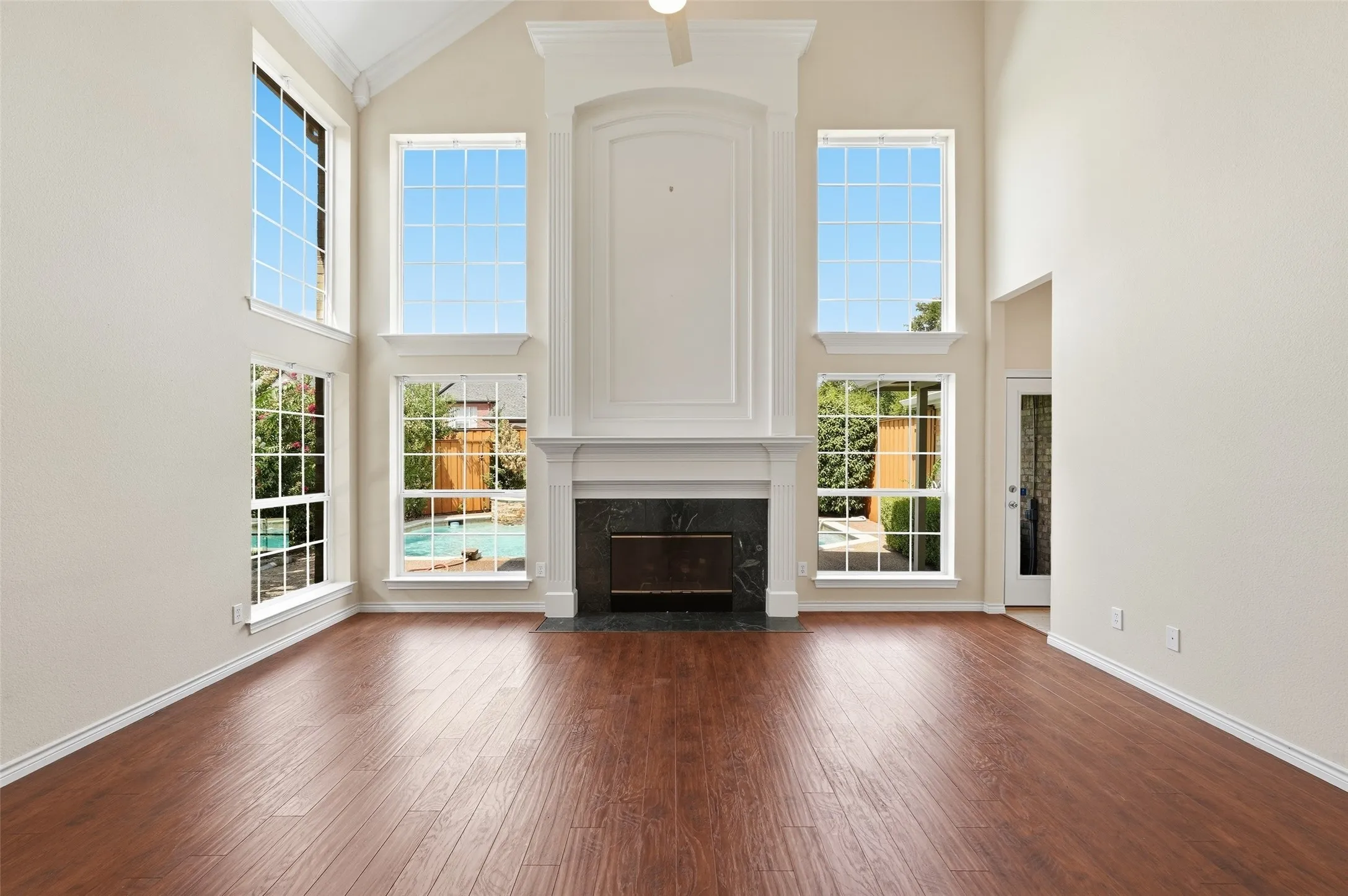 Single Family Residence For Sale in Collin County , 2741 Barrington Drive, Plano, Texas 75093, 4 Bedroom, 4 Bathroom, 2 Garage spaces, 3,005 Sqft, built in 1995, mls#21227986, Real Estate Agent in Plano, Homes For Sale in Collin county, Homes For Sale in Plano, Realtor in Plano Texas, Real Estate Brokerage Independent Realty Texas, Luminita Cordes Realtor