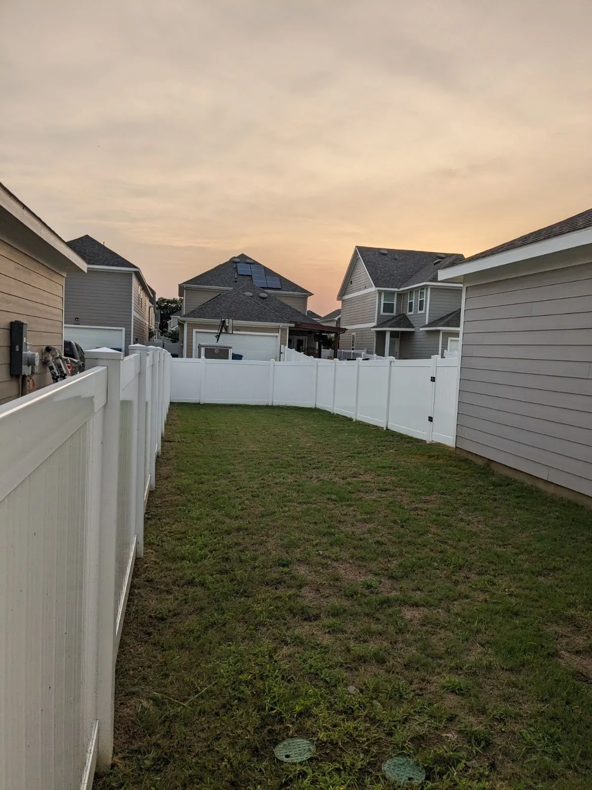 Single Family Residence For Sale in Denton County , 6033 Seguin Court, Providence Village, Texas 76227, 4 Bedroom, 3 Bathroom, 2 Garage spaces, 2,061 Sqft, built in 2022, Preowned, mls#21228020, Real Estate Agent in Providence Village, Homes For Sale in Denton county, Homes For Sale in Providence Village, Realtor in Providence Village Texas, Real Estate Brokerage Independent Realty Texas, Luminita Cordes Realtor