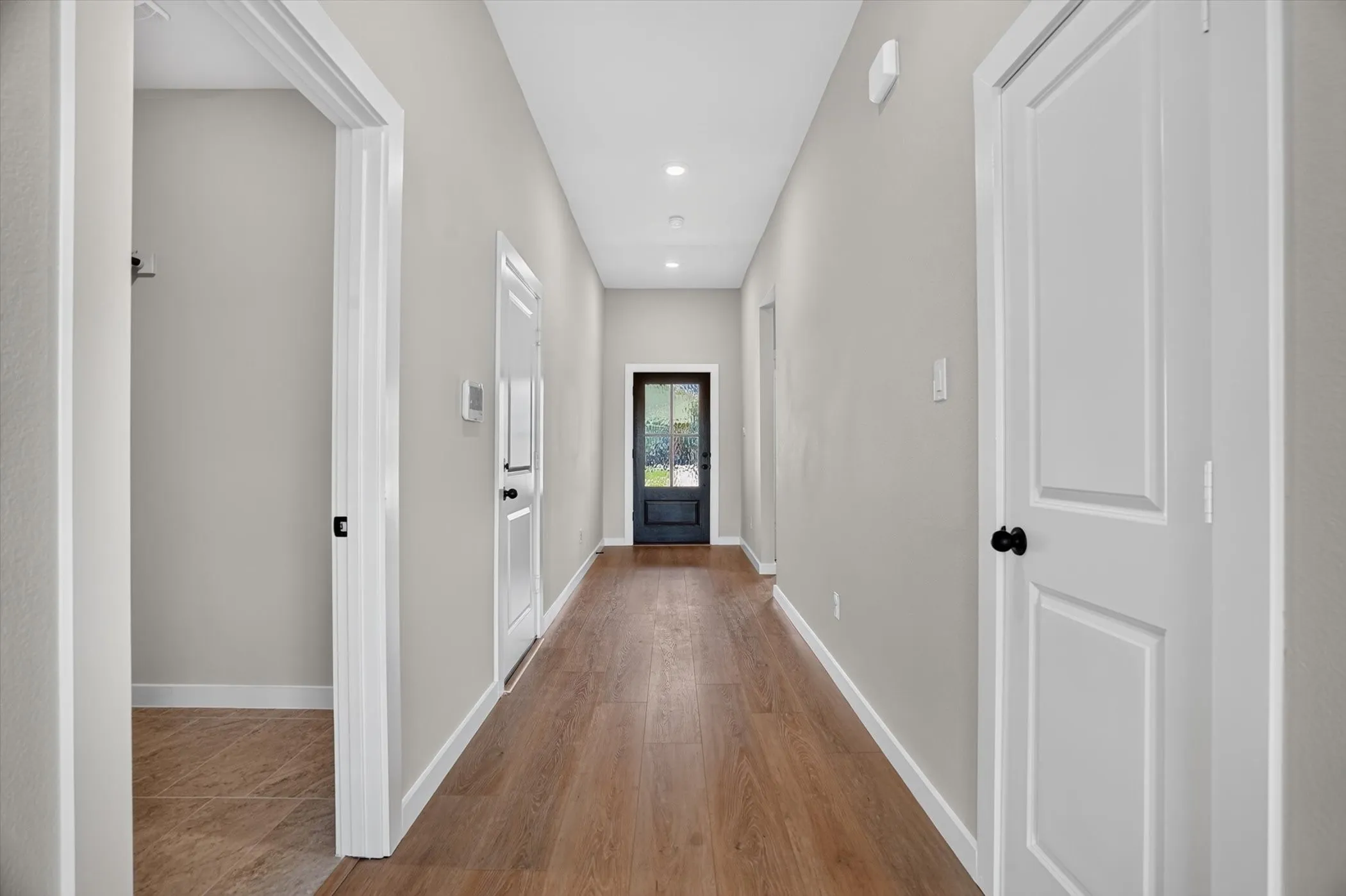 Single Family Residence For Sale in Somervell County , 105 Mesa Drive, Glen Rose, Texas 76043, 3 Bedroom, 2 Bathroom, 2 Garage spaces, 1,604 Sqft, built in 2026, New Construction - Incomplete, mls#21228028, Real Estate Agent in Glen Rose, Homes For Sale in Somervell county, Homes For Sale in Glen Rose, Realtor in Glen Rose Texas, Real Estate Brokerage Independent Realty Texas, Luminita Cordes Realtor