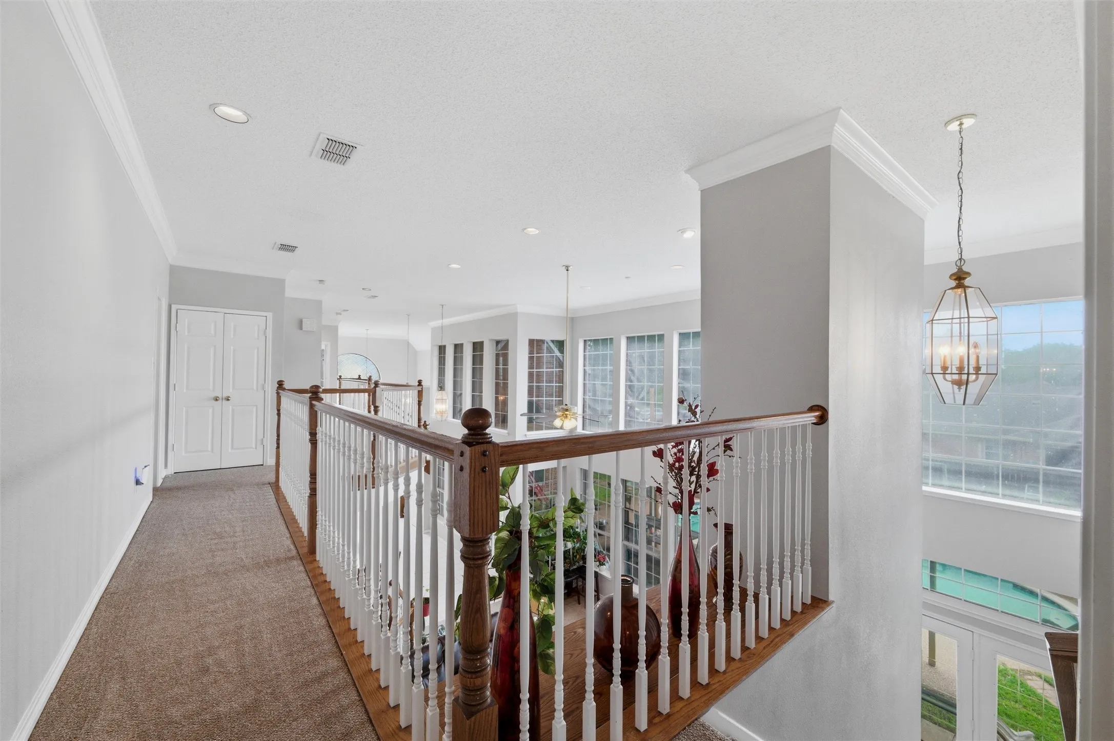 Single Family Residence For Sale in Tarrant County , 3511 Paladium Drive, Grand Prairie, Texas 75052, 5 Bedroom, 5 Bathroom, 3 Garage spaces, 4,325 Sqft, built in 1994, Preowned, mls#21224527, Real Estate Agent in Grand Prairie, Homes For Sale in Tarrant county, Homes For Sale in Grand Prairie, Realtor in Grand Prairie Texas, Real Estate Brokerage Independent Realty Texas, Luminita Cordes Realtor