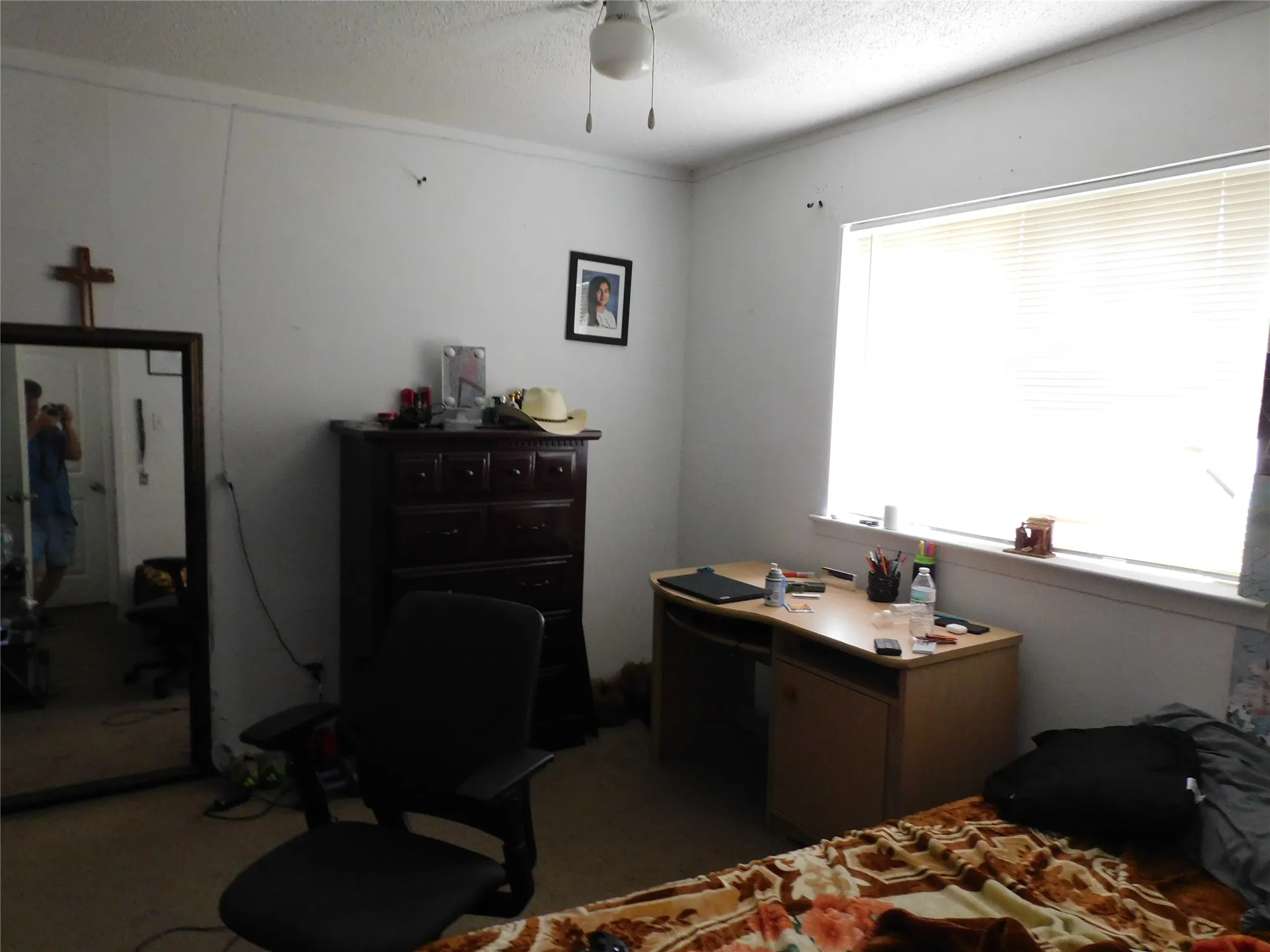 Single Family Residence For Sale in Dallas County , 925 Shorecrest Drive, Garland, Texas 75040, 3 Bedroom, 3 Bathroom, Garage spaces, 1,324 Sqft, built in 1969, mls#21223567, Real Estate Agent in Garland, Homes For Sale in Dallas county, Homes For Sale in Garland, Realtor in Garland Texas, Real Estate Brokerage Independent Realty Texas, Luminita Cordes Realtor