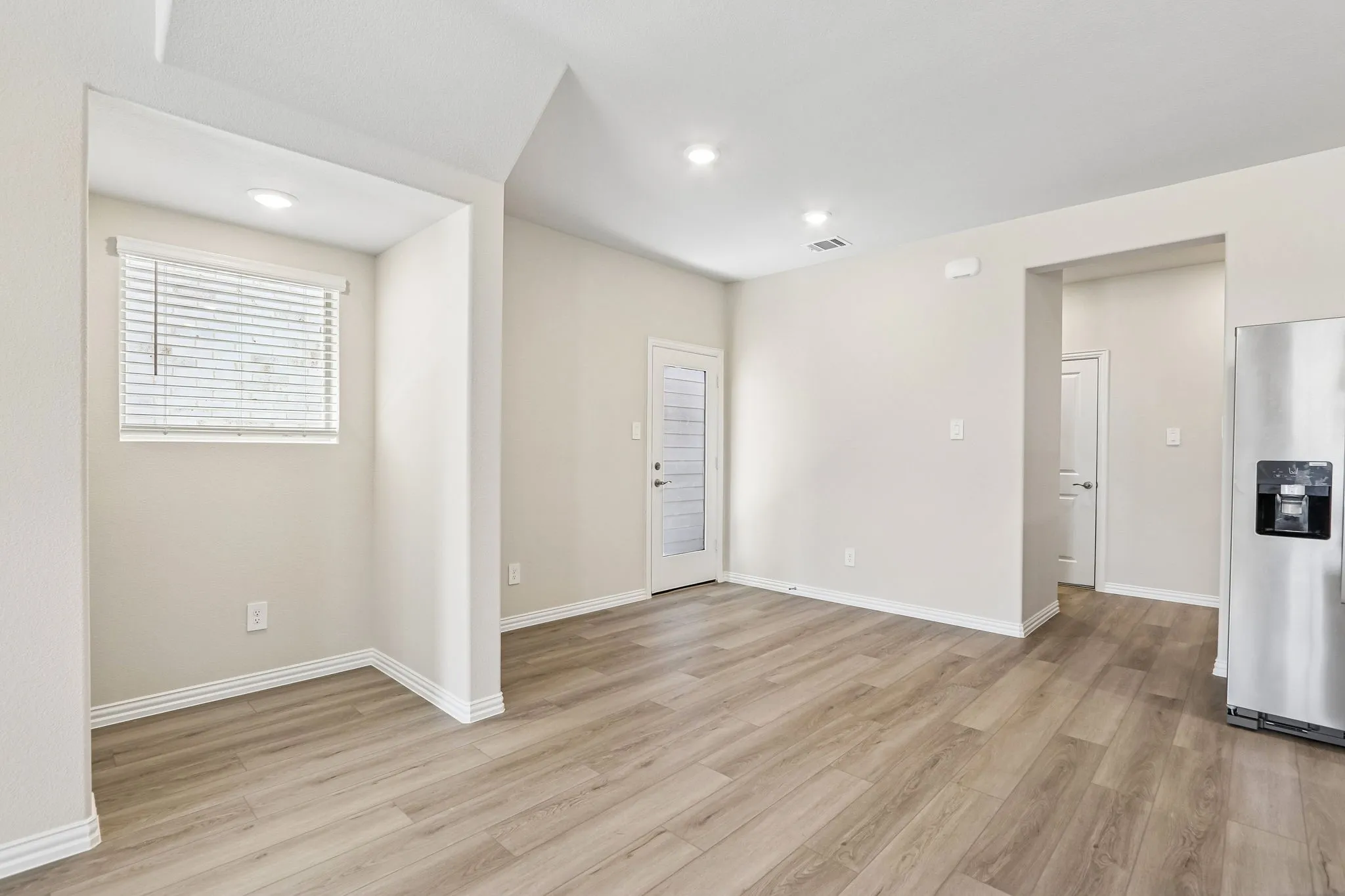 Single Family Residence For Sale in Denton County , 2757 Kobuk Drive, Corinth, Texas 76210, 3 Bedroom, 3 Bathroom, 2 Garage spaces, 1,650 Sqft, built in 2026, New Construction - Incomplete, mls#21227952, Real Estate Agent in Corinth, Homes For Sale in Denton county, Homes For Sale in Corinth, Realtor in Corinth Texas, Real Estate Brokerage Independent Realty Texas, Luminita Cordes Realtor