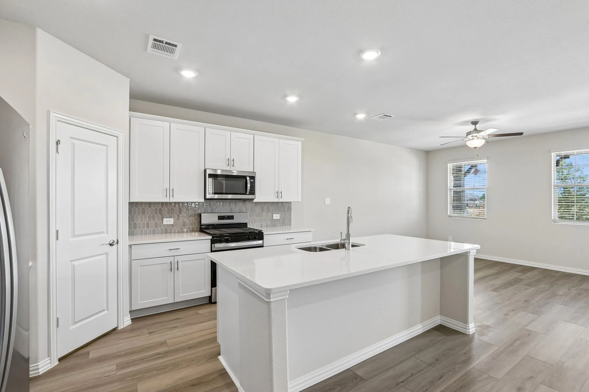 Single Family Residence For Sale in Denton County , 2757 Kobuk Drive, Corinth, Texas 76210, 3 Bedroom, 3 Bathroom, 2 Garage spaces, 1,650 Sqft, built in 2026, New Construction - Incomplete, mls#21227952, Real Estate Agent in Corinth, Homes For Sale in Denton county, Homes For Sale in Corinth, Realtor in Corinth Texas, Real Estate Brokerage Independent Realty Texas, Luminita Cordes Realtor