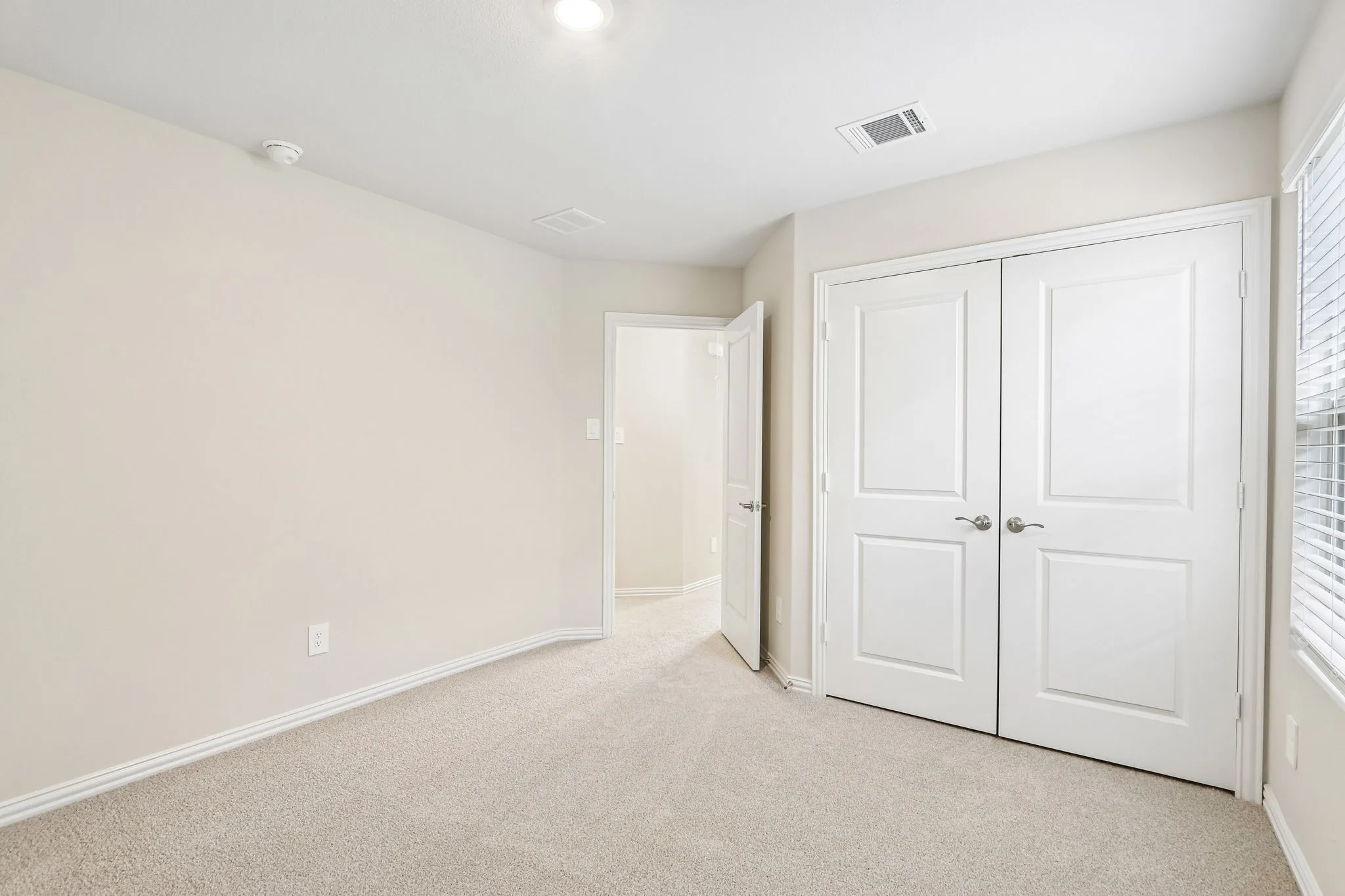 Single Family Residence For Sale in Denton County , 2757 Kobuk Drive, Corinth, Texas 76210, 3 Bedroom, 3 Bathroom, 2 Garage spaces, 1,650 Sqft, built in 2026, New Construction - Incomplete, mls#21227952, Real Estate Agent in Corinth, Homes For Sale in Denton county, Homes For Sale in Corinth, Realtor in Corinth Texas, Real Estate Brokerage Independent Realty Texas, Luminita Cordes Realtor