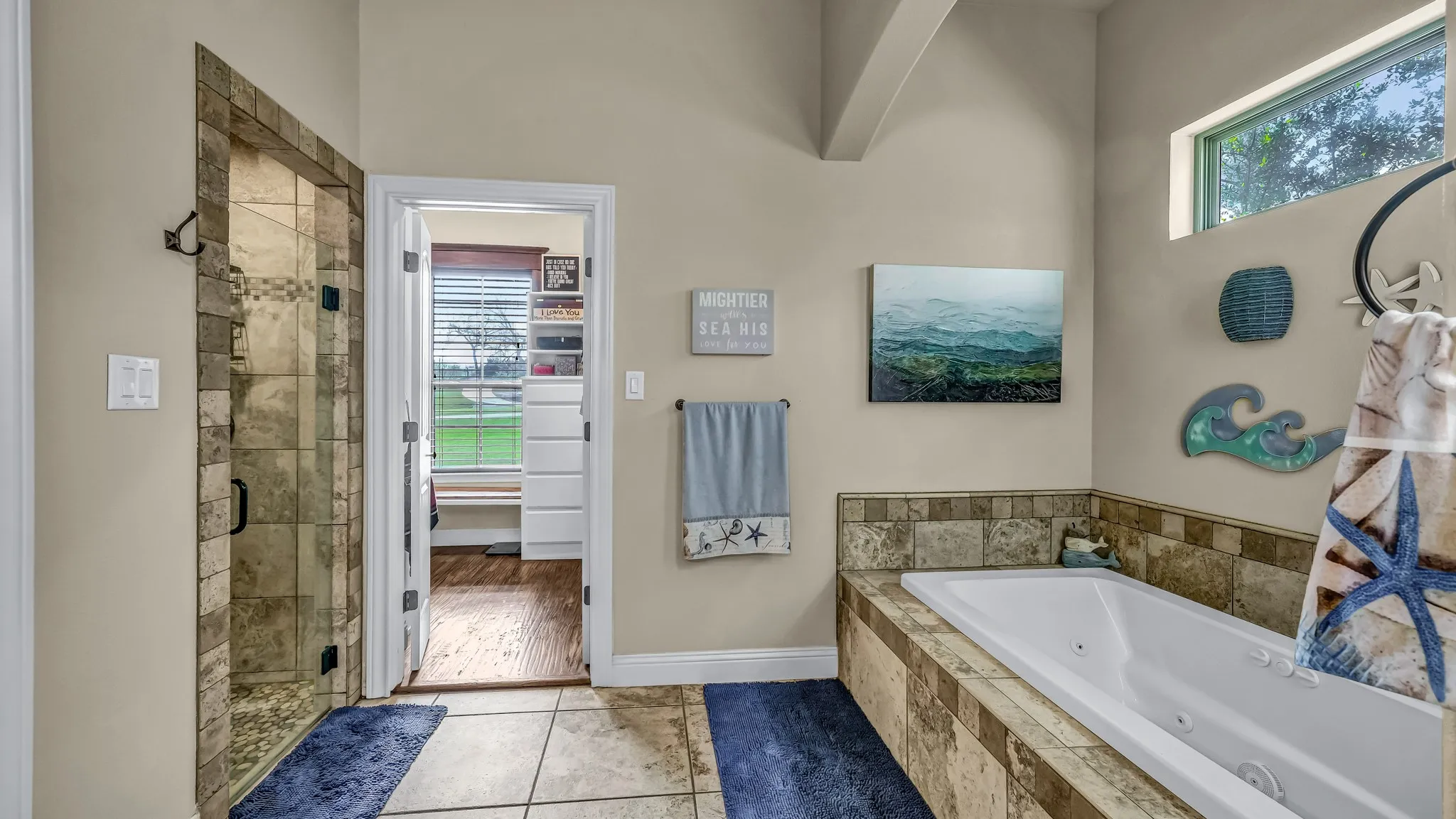 Single Family Residence For Sale in Parker County , 317 Arapahoe Ridge, Weatherford, Texas 76087, 4 Bedroom, 4 Bathroom, 3 Garage spaces, 4,100 Sqft, built in 2015, Preowned, mls#21220076, Real Estate Agent in Weatherford, Homes For Sale in Parker county, Homes For Sale in Weatherford, Realtor in Weatherford Texas, Real Estate Brokerage Independent Realty Texas, Luminita Cordes Realtor