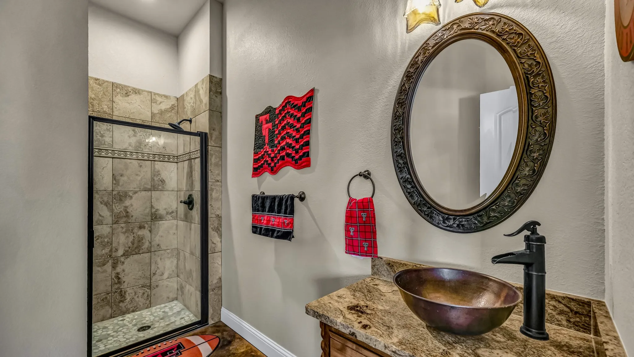 Single Family Residence For Sale in Parker County , 317 Arapahoe Ridge, Weatherford, Texas 76087, 4 Bedroom, 4 Bathroom, 3 Garage spaces, 4,100 Sqft, built in 2015, Preowned, mls#21220076, Real Estate Agent in Weatherford, Homes For Sale in Parker county, Homes For Sale in Weatherford, Realtor in Weatherford Texas, Real Estate Brokerage Independent Realty Texas, Luminita Cordes Realtor