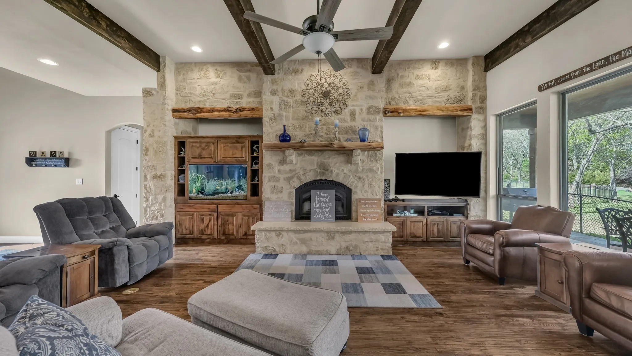 Single Family Residence For Sale in Parker County , 317 Arapahoe Ridge, Weatherford, Texas 76087, 4 Bedroom, 4 Bathroom, 3 Garage spaces, 4,100 Sqft, built in 2015, Preowned, mls#21220076, Real Estate Agent in Weatherford, Homes For Sale in Parker county, Homes For Sale in Weatherford, Realtor in Weatherford Texas, Real Estate Brokerage Independent Realty Texas, Luminita Cordes Realtor