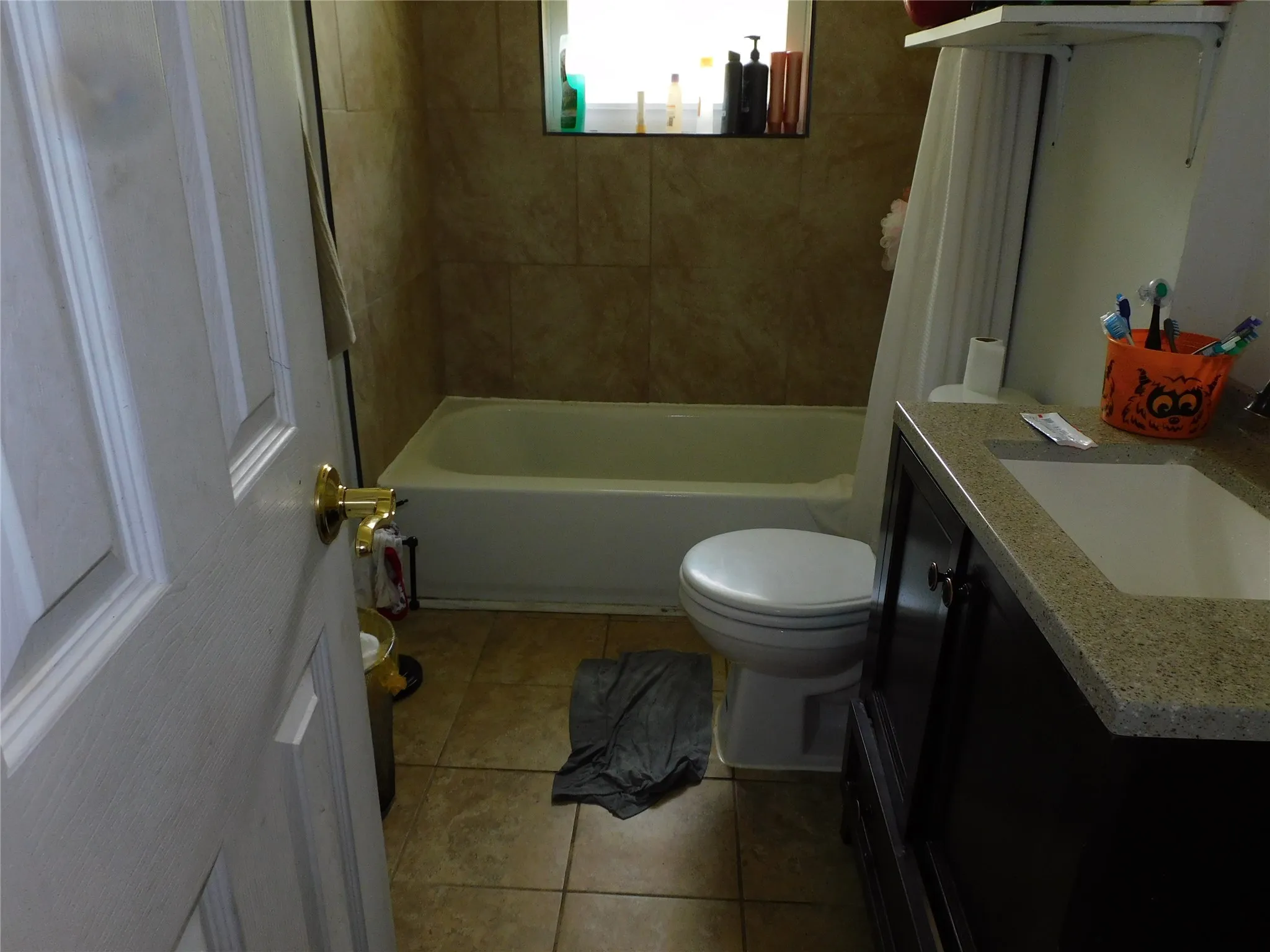 Single Family Residence For Sale in Dallas County , 409 W Vista Drive, Garland, Texas 75041, 3 Bedroom, 2 Bathroom, 1 Garage spaces, 1,000 Sqft, built in 1950, mls#21223563, Real Estate Agent in Garland, Homes For Sale in Dallas county, Homes For Sale in Garland, Realtor in Garland Texas, Real Estate Brokerage Independent Realty Texas, Luminita Cordes Realtor