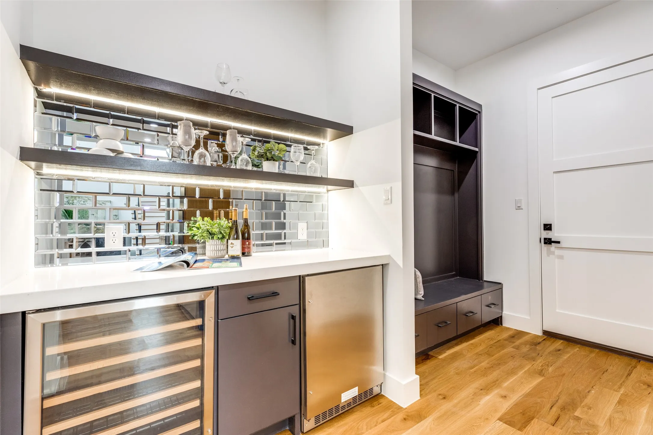 Single Family Residence For Sale in Dallas County , 3742 Almazan Drive, Dallas, Texas 75220, 4 Bedroom, 5 Bathroom, 2 Garage spaces, 4,702 Sqft, built in 2026, New Construction - Complete, mls#21218075, Real Estate Agent in Dallas, Homes For Sale in Dallas county, Homes For Sale in Dallas, Realtor in Dallas Texas, Real Estate Brokerage Independent Realty Texas, Luminita Cordes Realtor