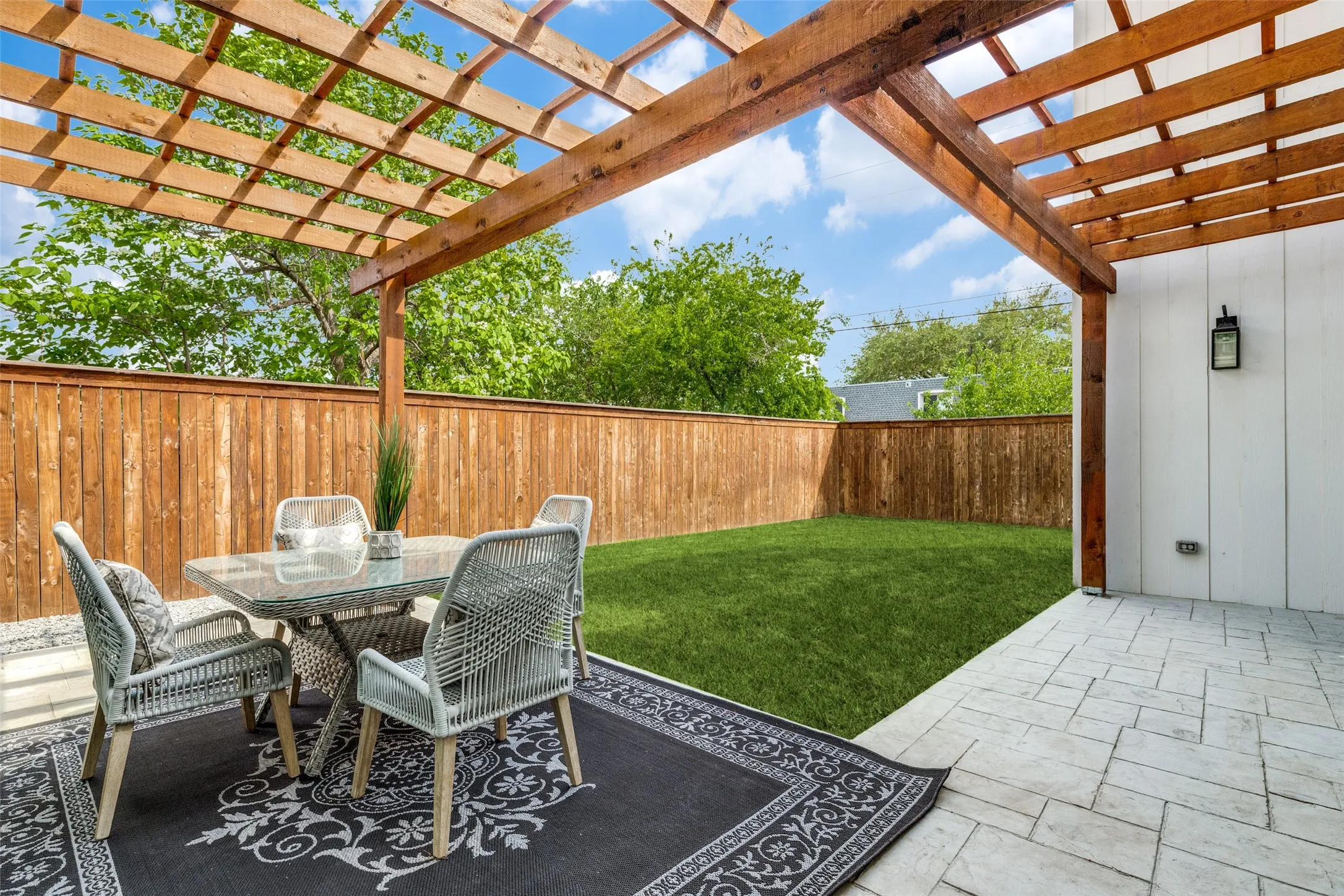 Single Family Residence For Sale in Dallas County , 3742 Almazan Drive, Dallas, Texas 75220, 4 Bedroom, 5 Bathroom, 2 Garage spaces, 4,702 Sqft, built in 2026, New Construction - Complete, mls#21218075, Real Estate Agent in Dallas, Homes For Sale in Dallas county, Homes For Sale in Dallas, Realtor in Dallas Texas, Real Estate Brokerage Independent Realty Texas, Luminita Cordes Realtor
