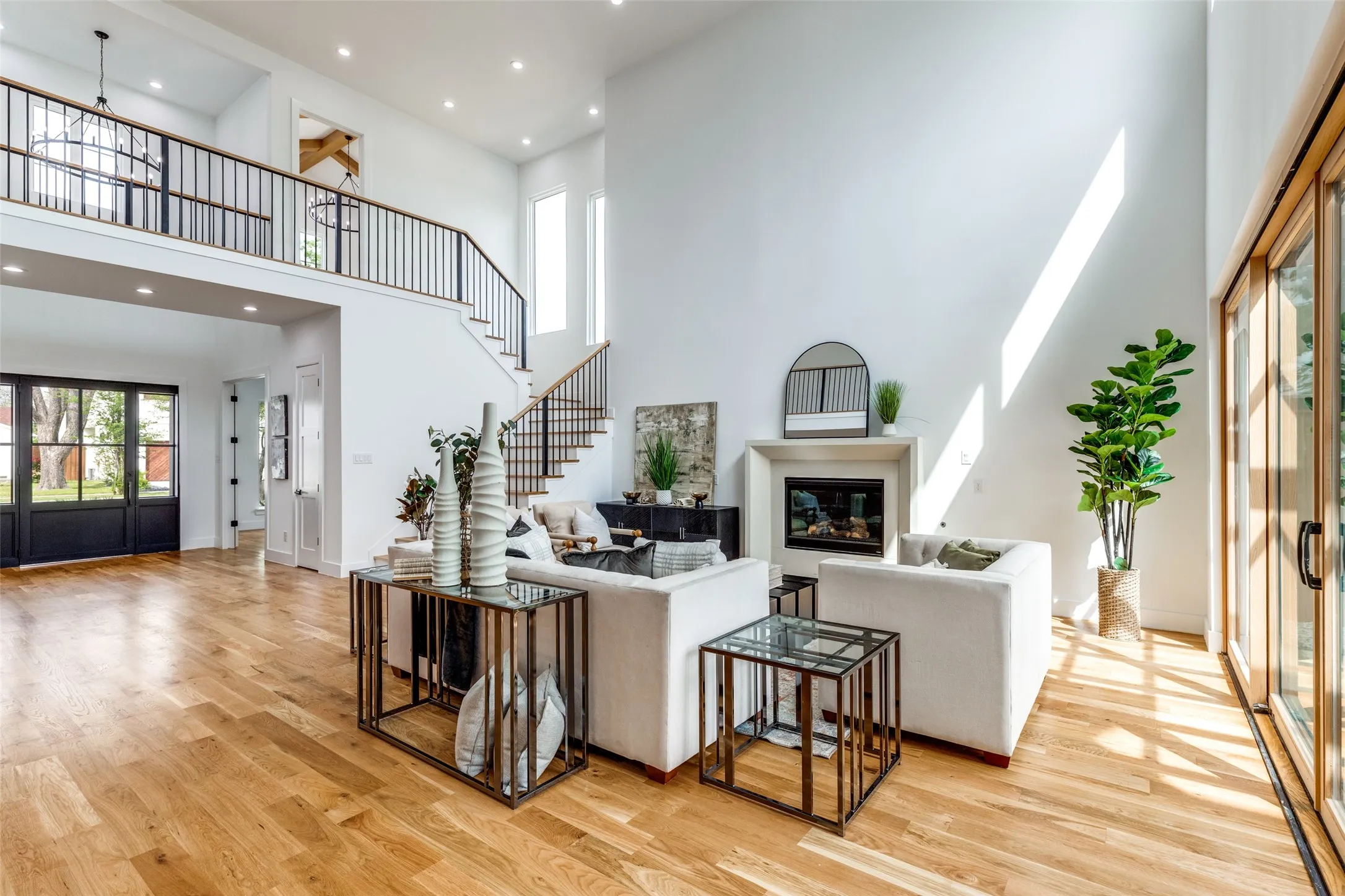 Single Family Residence For Sale in Dallas County , 3742 Almazan Drive, Dallas, Texas 75220, 4 Bedroom, 5 Bathroom, 2 Garage spaces, 4,702 Sqft, built in 2026, New Construction - Complete, mls#21218075, Real Estate Agent in Dallas, Homes For Sale in Dallas county, Homes For Sale in Dallas, Realtor in Dallas Texas, Real Estate Brokerage Independent Realty Texas, Luminita Cordes Realtor