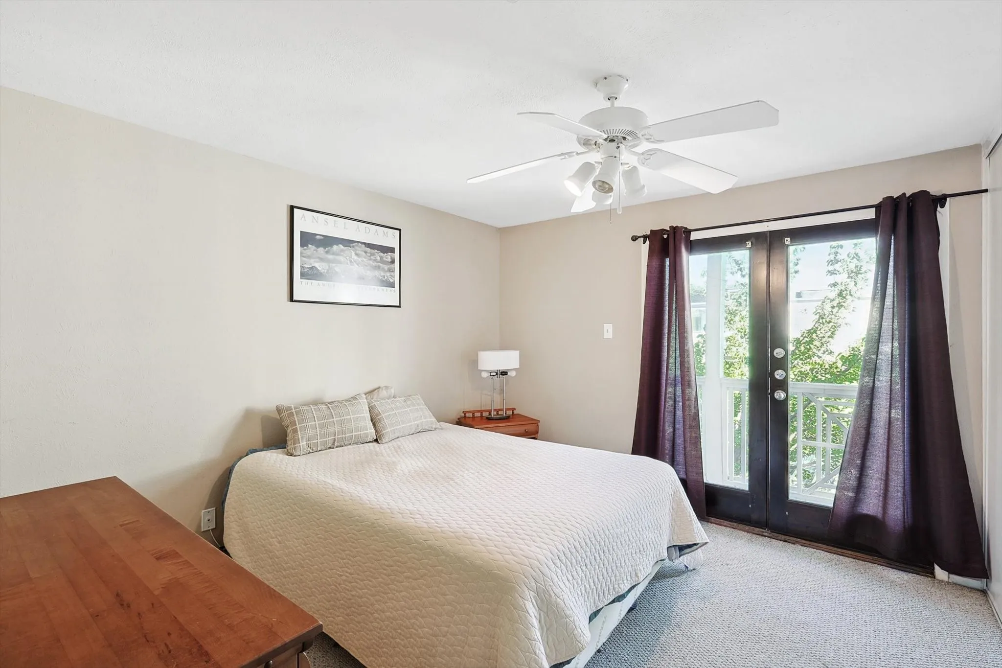 Condominium For Sale in Dallas County , 5916 Sandhurst Lane 226, Dallas, Texas 75206, 2 Bedrooms, 2 Bathrooms, Garage spaces, 1,050 Sqft, built in 1967, Preowned, Price $295,000, mls#21227686, Real Estate Agent in Dallas, Homes For Sale in Dallas county, Homes For Sale in Dallas, Realtor in Dallas Texas, Real Estate Brokerage Independent Realty Texas, Luminita Cordes Realtor