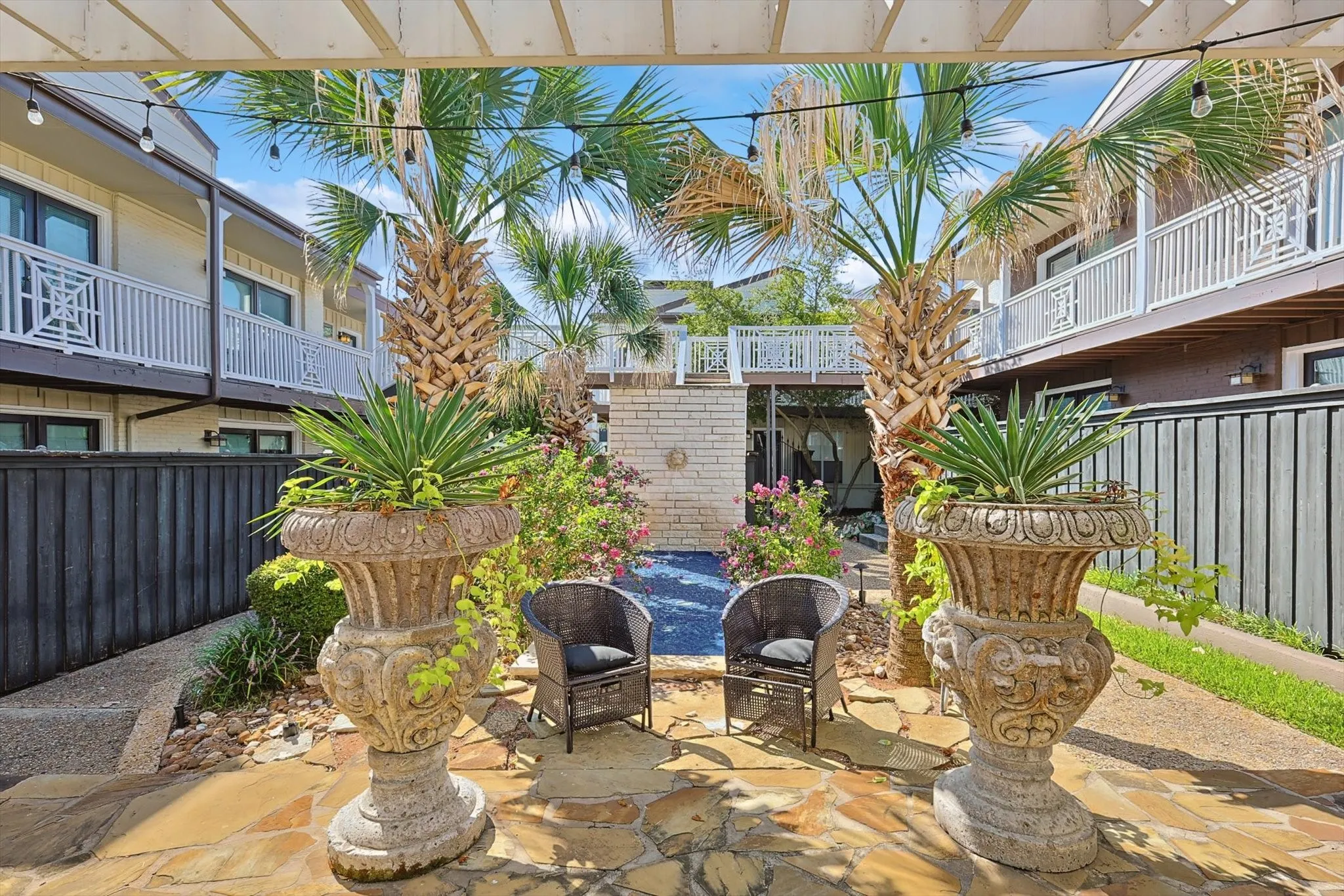 Condominium For Sale in Dallas County , 5916 Sandhurst Lane 226, Dallas, Texas 75206, 2 Bedrooms, 2 Bathrooms, Garage spaces, 1,050 Sqft, built in 1967, Preowned, Price $295,000, mls#21227686, Real Estate Agent in Dallas, Homes For Sale in Dallas county, Homes For Sale in Dallas, Realtor in Dallas Texas, Real Estate Brokerage Independent Realty Texas, Luminita Cordes Realtor