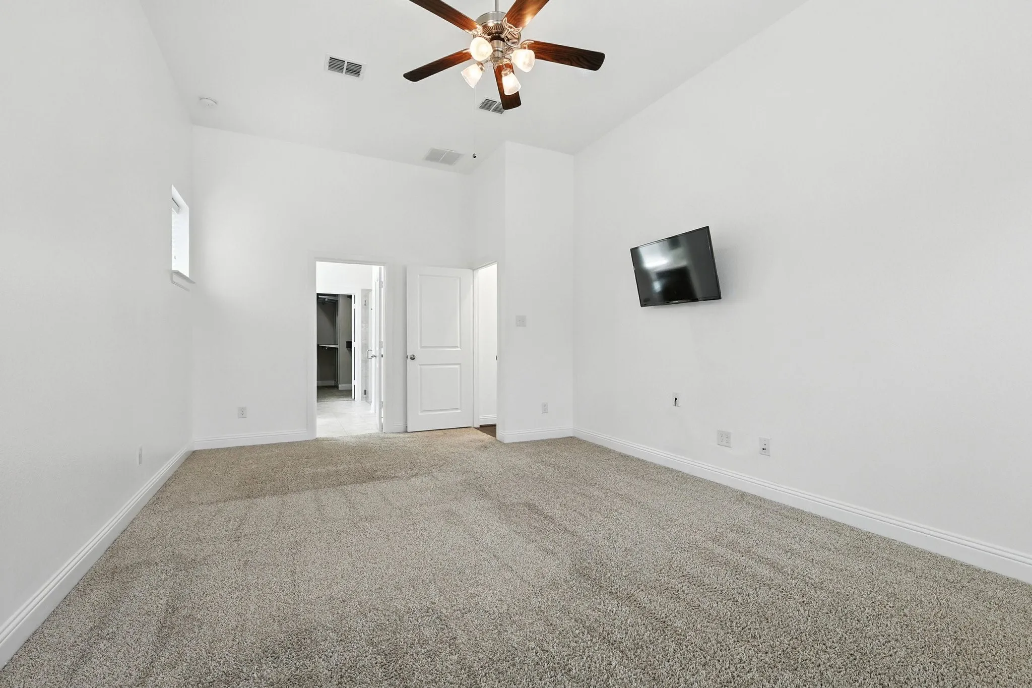 Single Family Residence For Sale in Denton County , 1516 8th Street, Argyle, Texas 76226, 4 Bedroom, 3 Bathroom, 2 Garage spaces, 2,985 Sqft, built in 2016, Preowned, mls#21227631, Real Estate Agent in Argyle, Homes For Sale in Denton county, Homes For Sale in Argyle, Realtor in Argyle Texas, Real Estate Brokerage Independent Realty Texas, Luminita Cordes Realtor