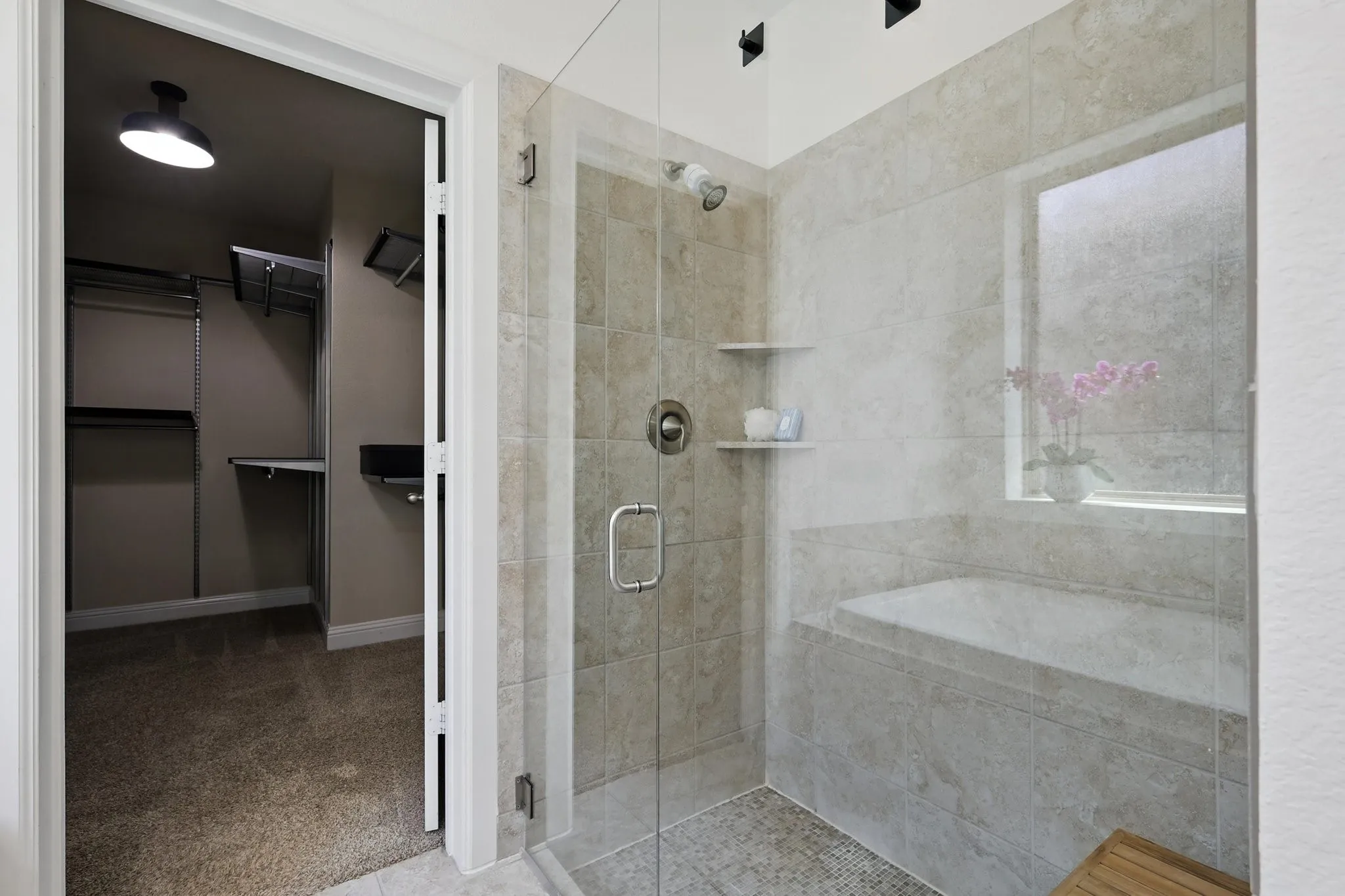 Single Family Residence For Sale in Denton County , 1516 8th Street, Argyle, Texas 76226, 4 Bedroom, 3 Bathroom, 2 Garage spaces, 2,985 Sqft, built in 2016, Preowned, mls#21227631, Real Estate Agent in Argyle, Homes For Sale in Denton county, Homes For Sale in Argyle, Realtor in Argyle Texas, Real Estate Brokerage Independent Realty Texas, Luminita Cordes Realtor