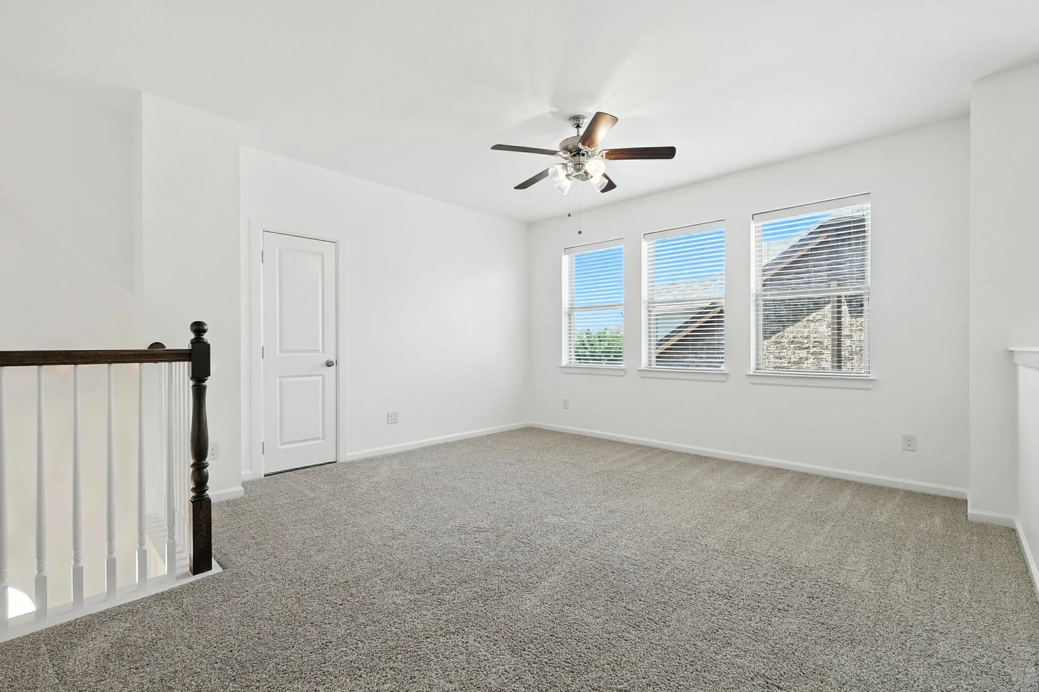 Single Family Residence For Sale in Denton County , 1516 8th Street, Argyle, Texas 76226, 4 Bedroom, 3 Bathroom, 2 Garage spaces, 2,985 Sqft, built in 2016, Preowned, mls#21227631, Real Estate Agent in Argyle, Homes For Sale in Denton county, Homes For Sale in Argyle, Realtor in Argyle Texas, Real Estate Brokerage Independent Realty Texas, Luminita Cordes Realtor