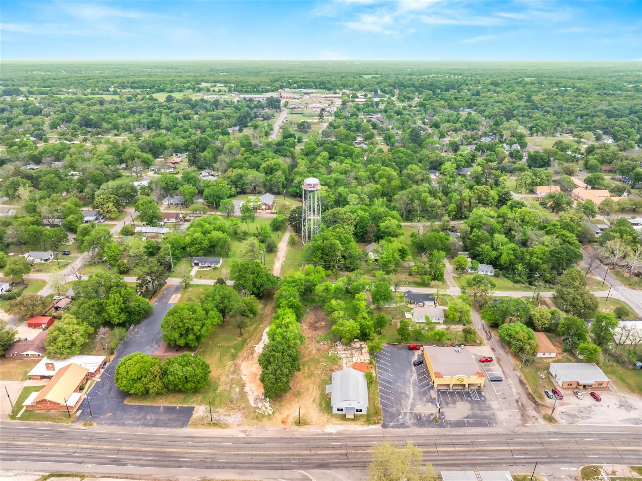 Business For Sale in Van Zandt County , 320 W Garland Street, Grand Saline, Texas 75140, 0, 0, Garage spaces, 0 Sqft, built in 1960, Preowned, Price $164,900, mls#21228193, Real Estate Agent in Grand Saline, Homes For Sale in Van Zandt county, Homes For Sale in Grand Saline, Realtor in Grand Saline Texas, Real Estate Brokerage Independent Realty Texas, Luminita Cordes Realtor