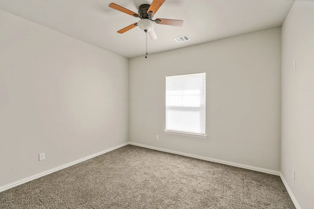 Single Family Residence For Sale in Henderson County , 218 Skiff Drive, Gun Barrel City, Texas 75156, 3 Bedroom, 2 Bathroom, 2 Garage spaces, 1,637 Sqft, built in 2022, Preowned, mls#21223878, Real Estate Agent in Gun Barrel City, Homes For Sale in Henderson county, Homes For Sale in Gun Barrel City, Realtor in Gun Barrel City Texas, Real Estate Brokerage Independent Realty Texas, Luminita Cordes Realtor